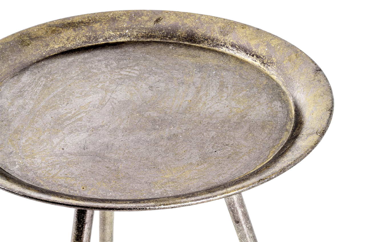 Haku Möbel Beistelltisch HANS 1 in Farbe Bronze, Metallteller, ovale Servierplatte, antikes Metall, silberfarbig, Patina-Oberfläche