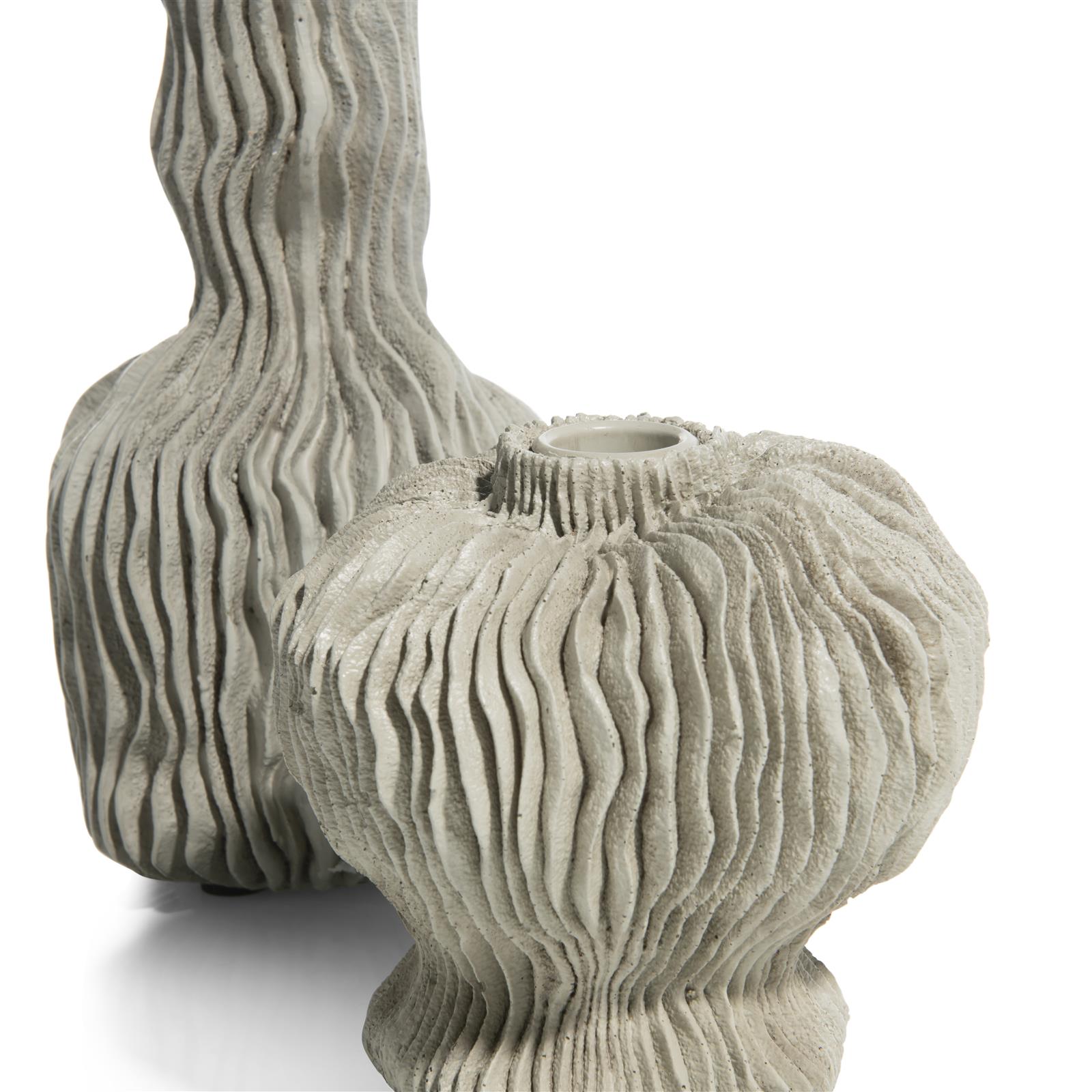 Coco Maison Kerzenhalter LOKI ca. B12 H24 T12 cm in Polyresin grau