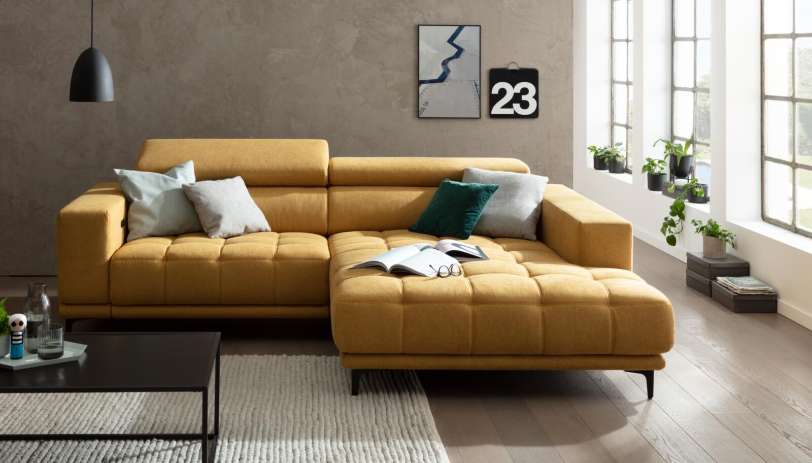 Polsterecke 7536 ca. 278x192cm in Stoff Honey yellow, Couch, Mobiliar, Inneneinrichtung, Wohnzimmer, Pflanze
