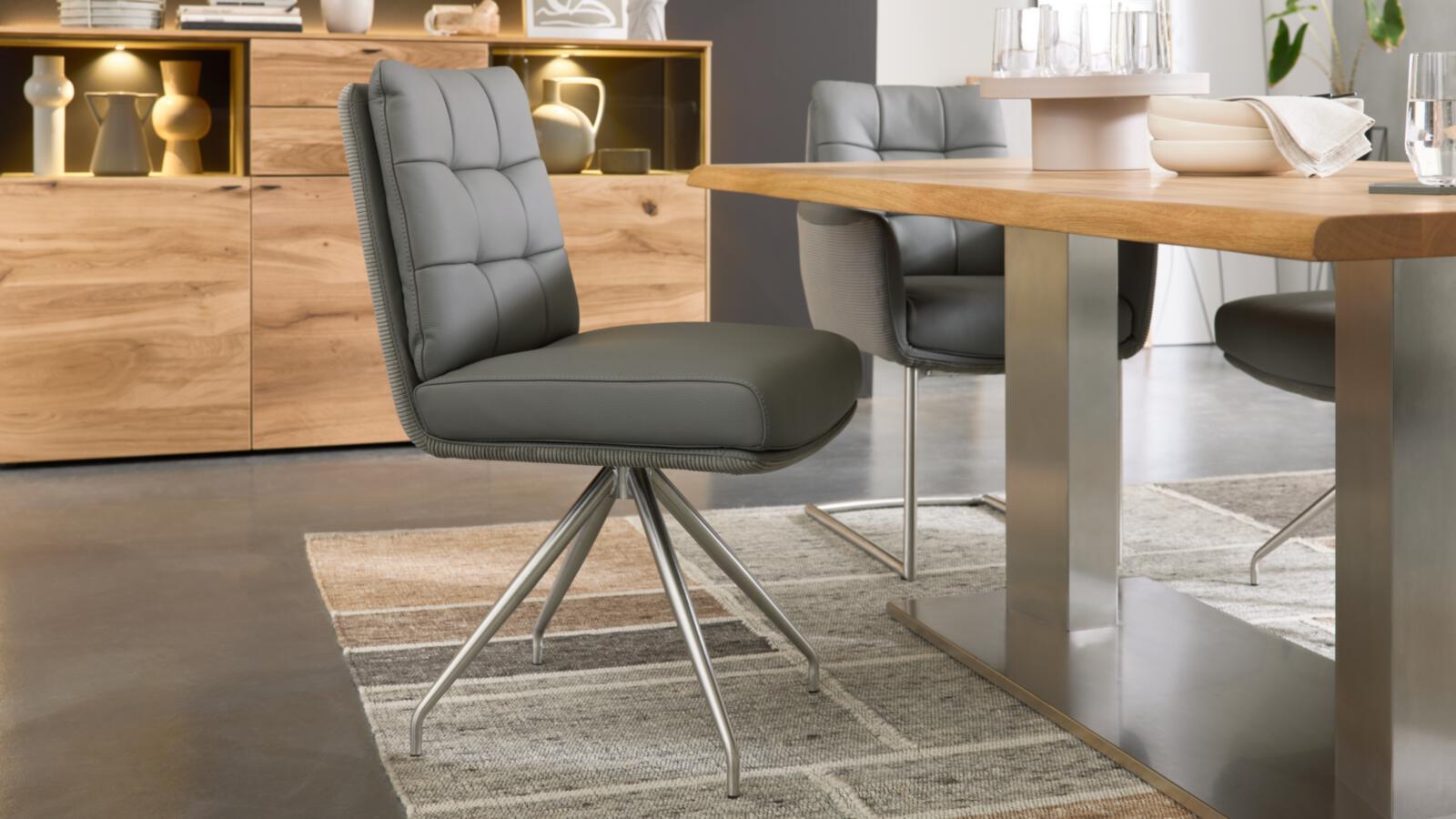 Interliving Stuhl IL5116 in Sitzschale FE