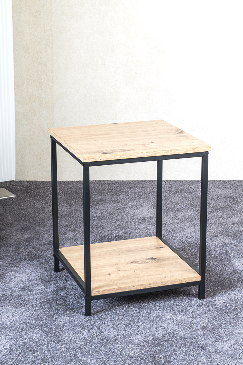 Beistelltisch in Schwarz, Beistelltisch, Holzplatte, Metallrahmen, Kaffee Tisch, Wohnzimmer Möbel, Beistelltisch, Holztisch, Metallrahmen, Eck-Tisch, Holzplatte