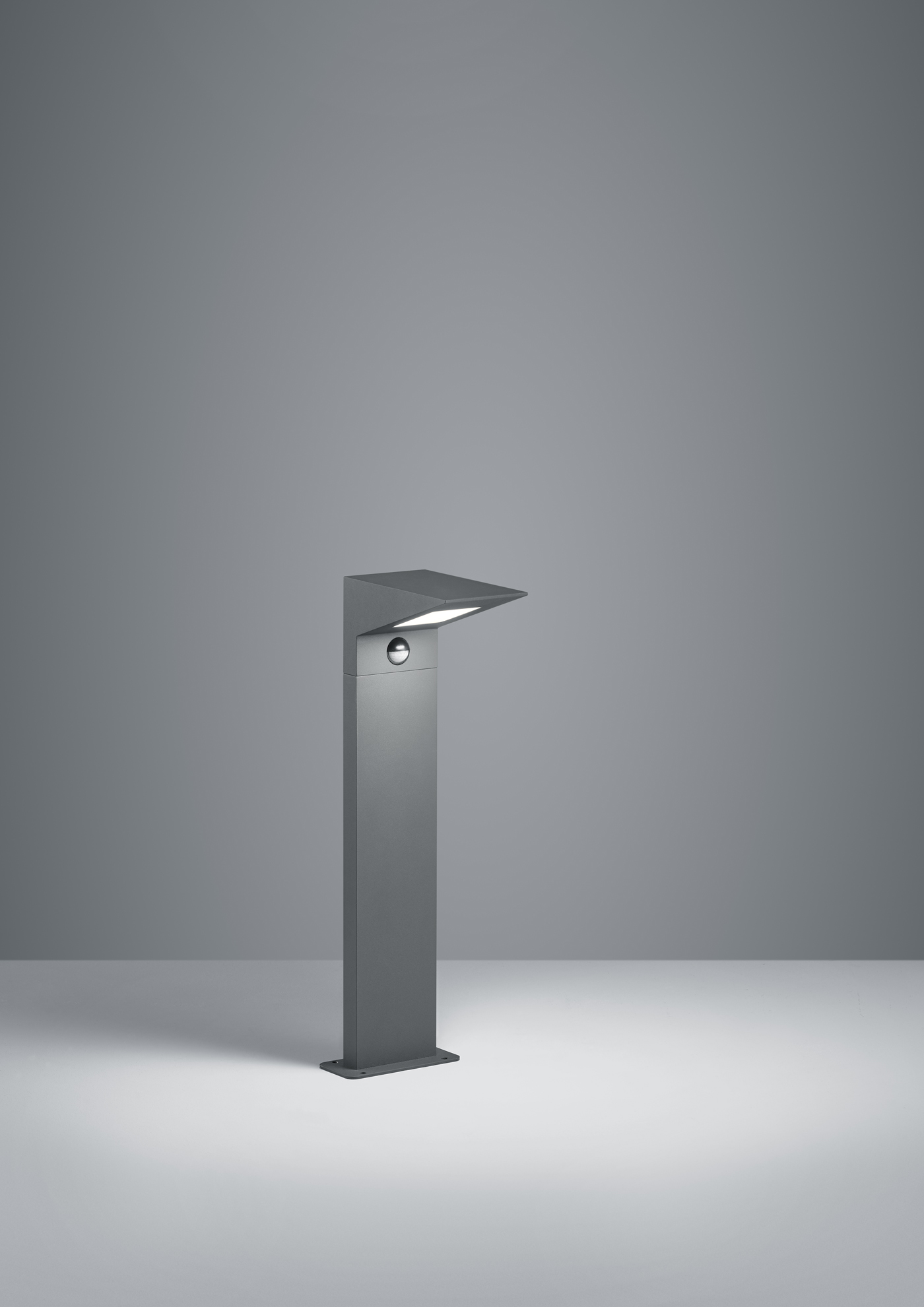Trio LED-Pfosten NELSON 1-flammig in Farbe anthrazit, Schirm Kunststoff weiß Trio LED-Tischleuchte NELSON in anthrazit, Schirm Kunststoff weiß