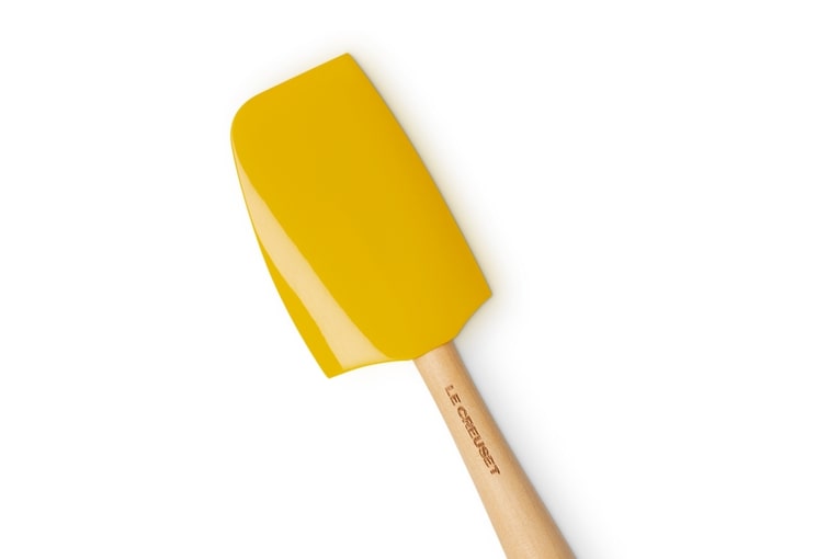 Le Creuset Kochkelle Craft mit in Nectar, Gartenschaufel, Schaufel, Gelb, Holzstiel, Kunststoffschaufel