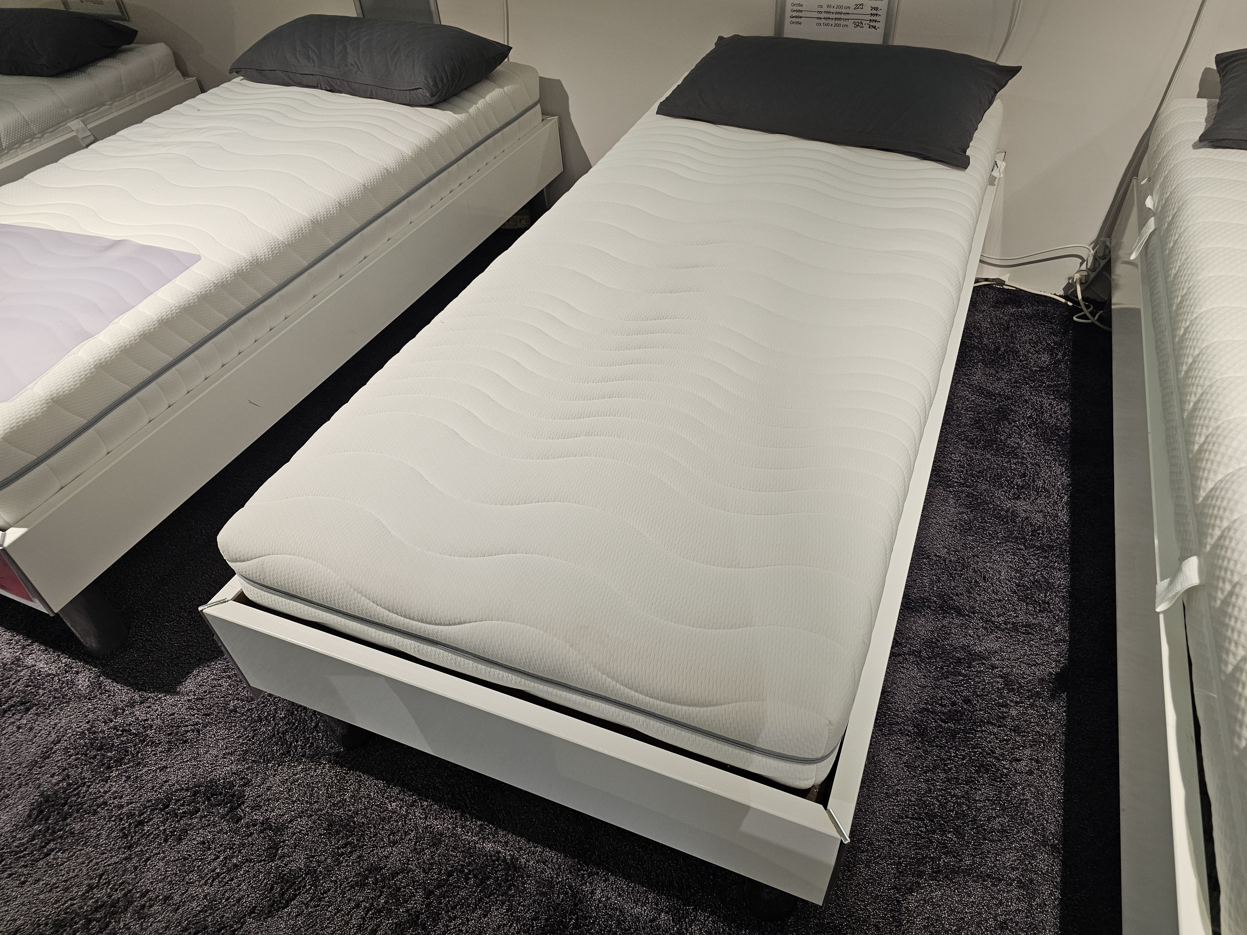 Kaltschaummatratze OMARA in Bezug Standard, matratze, einzelbett, weiss, topper, gerade