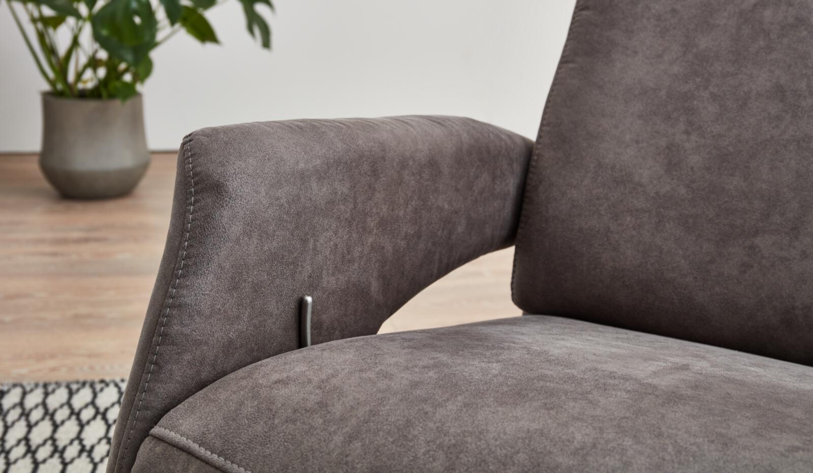 Knudsen Relaxsessel 8042 in Stoff Jeep anthrazit