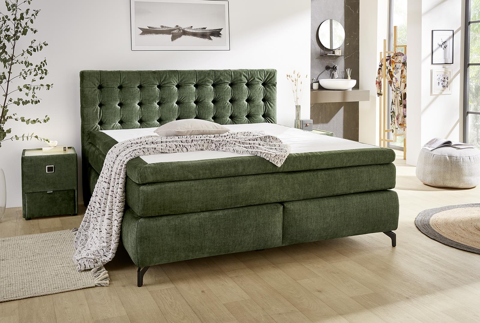 Jockenhöfer Boxspringbett JESSICA ca. 194x216x122 cm in Dessin 423/03 dunkelgrün
