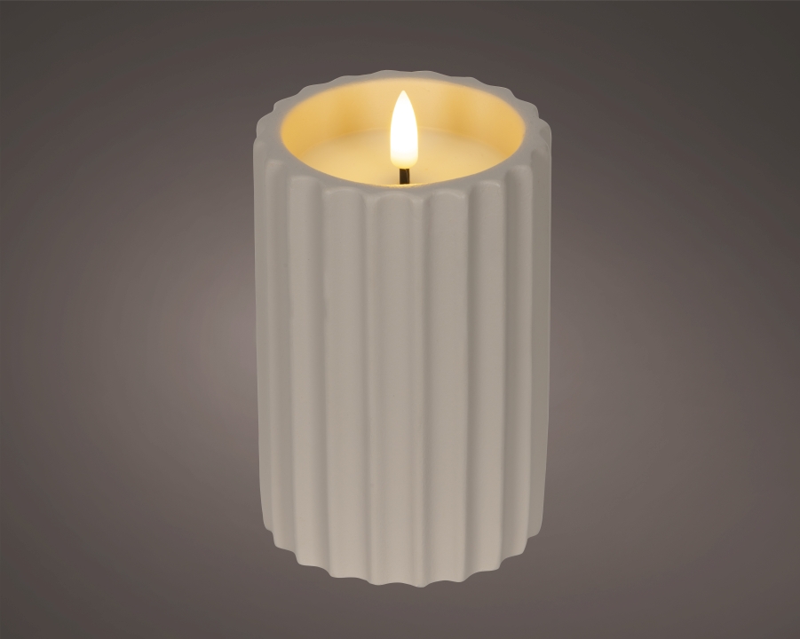 Kaemingk LED Kerze  ca. H14 cm, D8,5 cm in Fb. creme/warmes weiss, LED-Kerze, elektrische Kerze, weiß, geriffeltes Design, flammenförmiges Licht