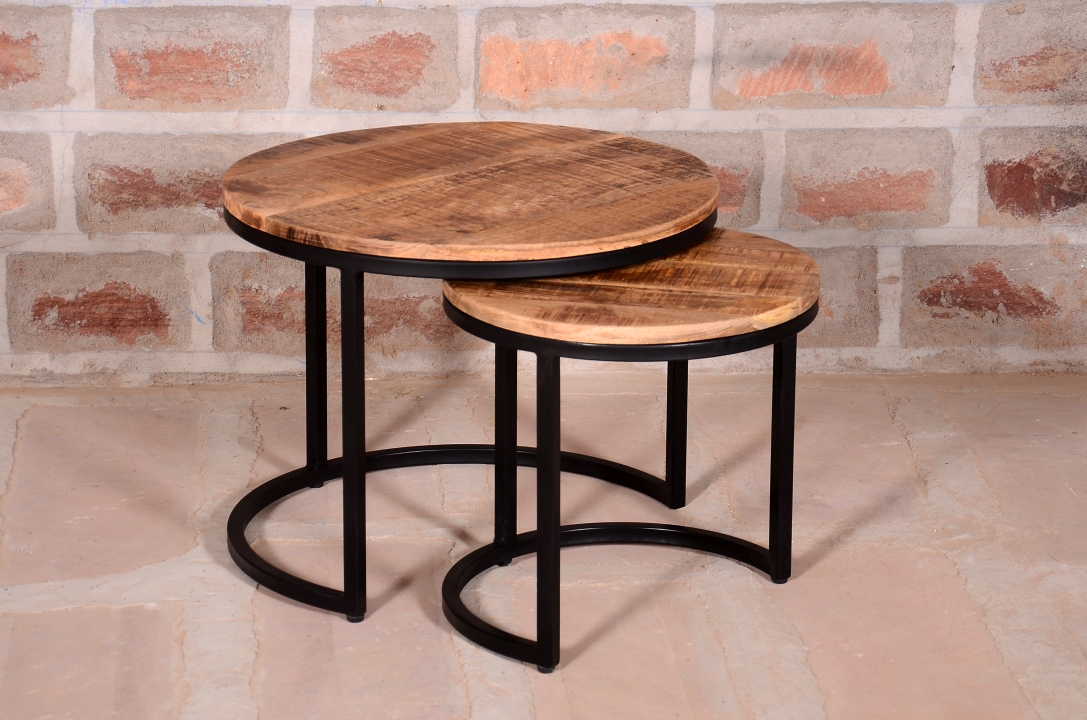 Direct 4 Home Couchtisch 2er SetIron ca. 58 / 42 cm Durchmesser in Massivholz natur