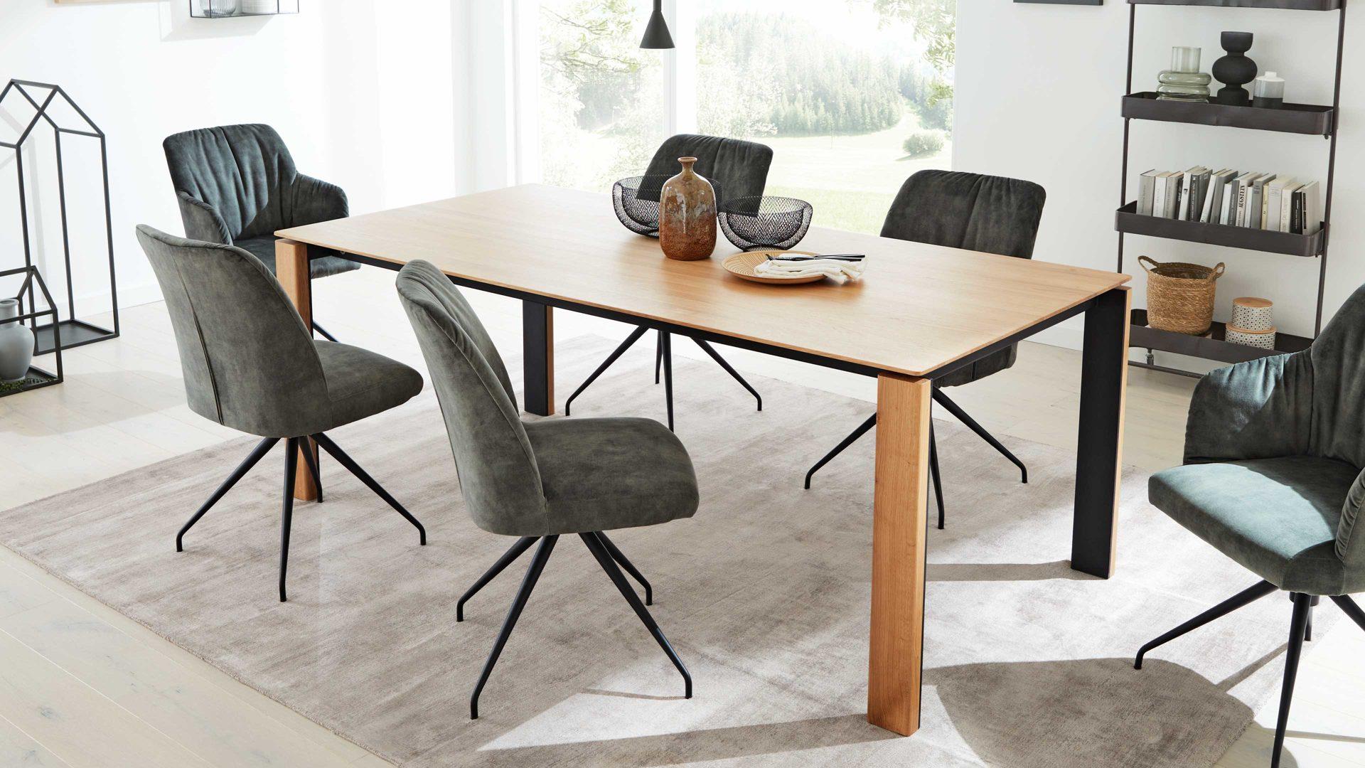 Interliving Esstisch IL 5110 in Eiche natur matt/Gestell Metall schwarz