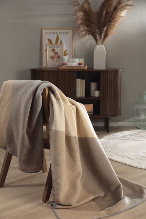 Biederlack Decke ca. 150x200cm in Farbe Lava Light Biederlack Decke ca. 150x200cm in Farbe Lava Light