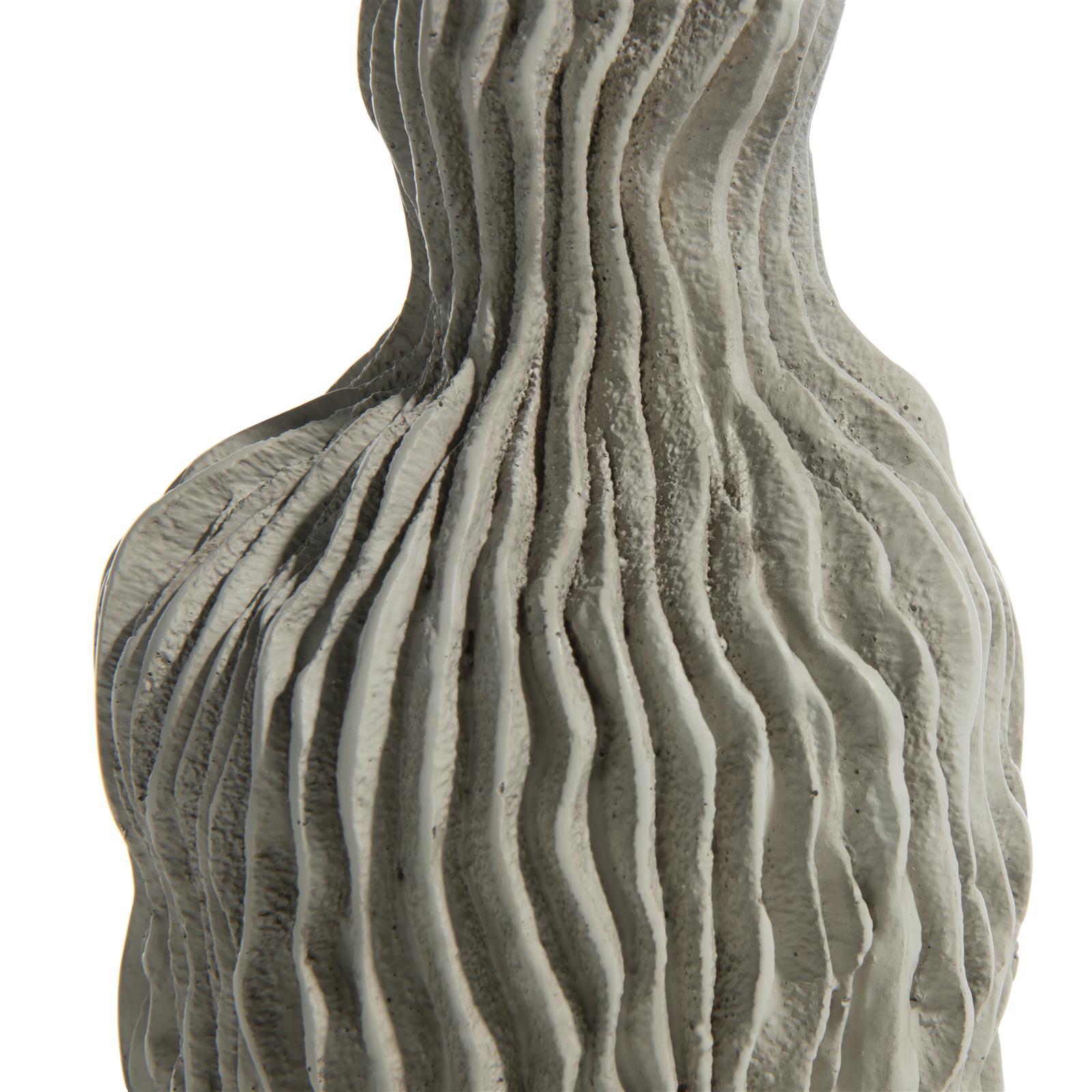 Coco Maison Kerzenhalter LOKI ca. B12 H24 T12 cm in Polyresin grau
