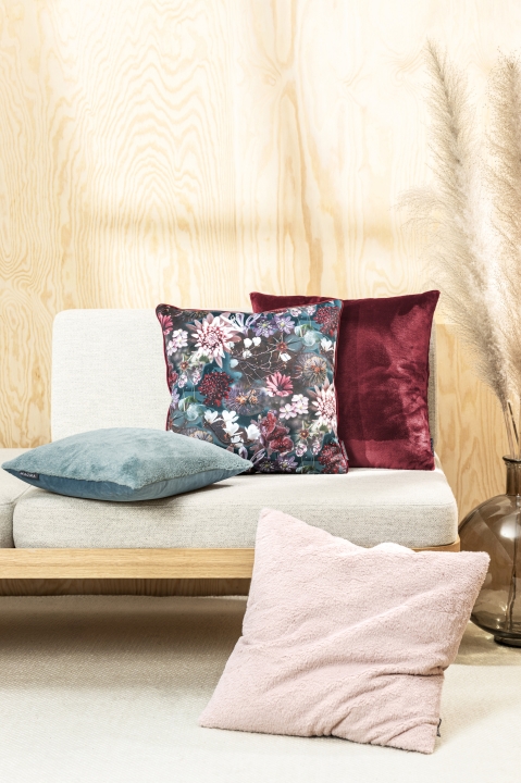 Magma Heimtex Kissenhülle SNUG ca. 45x45cm in Farbe bordeaux, Kissen, Sofa-Kissen, Blumenmuster, Samtkissen, Farbige Kissen
