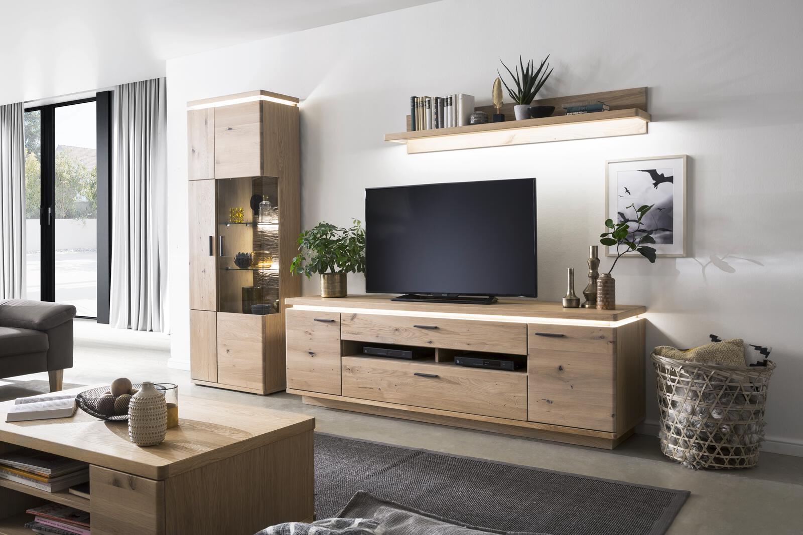 MCA Furniture Wohnkombination Barcelona, ca. 300 x 204 x 50 cm in Balkeneiche bianco geölt/Eiche bianco funiert