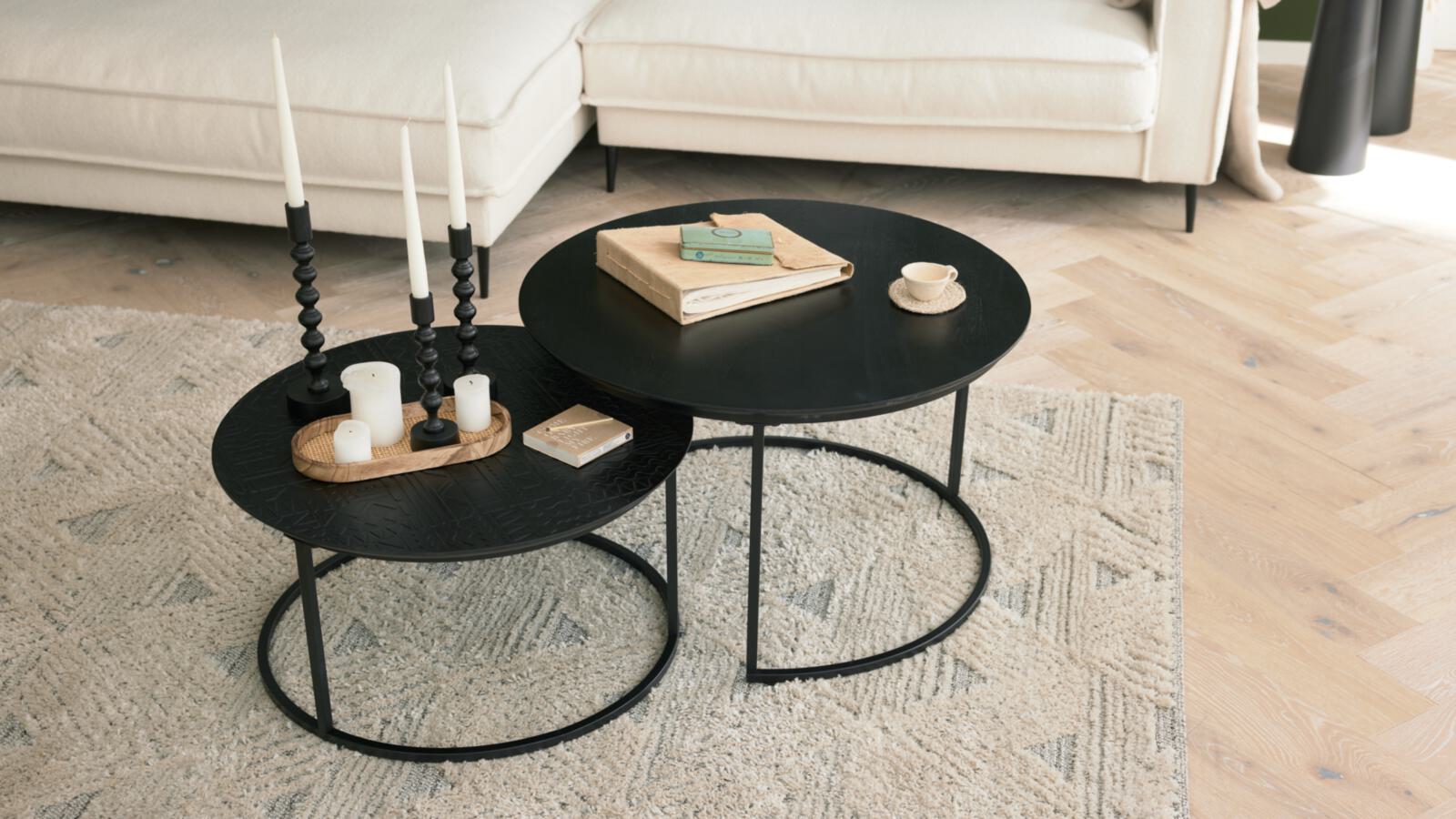 Roomio Couchtisch 2er-Set NO. 2001 in Mango massiv, schwarz gebeizt und lackiert mit Holzverzierung