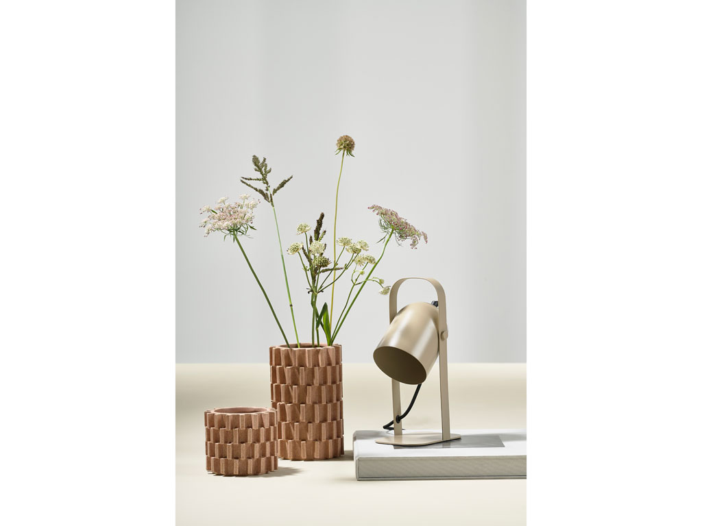 Villa Collection Tischlampe in Farbe sand