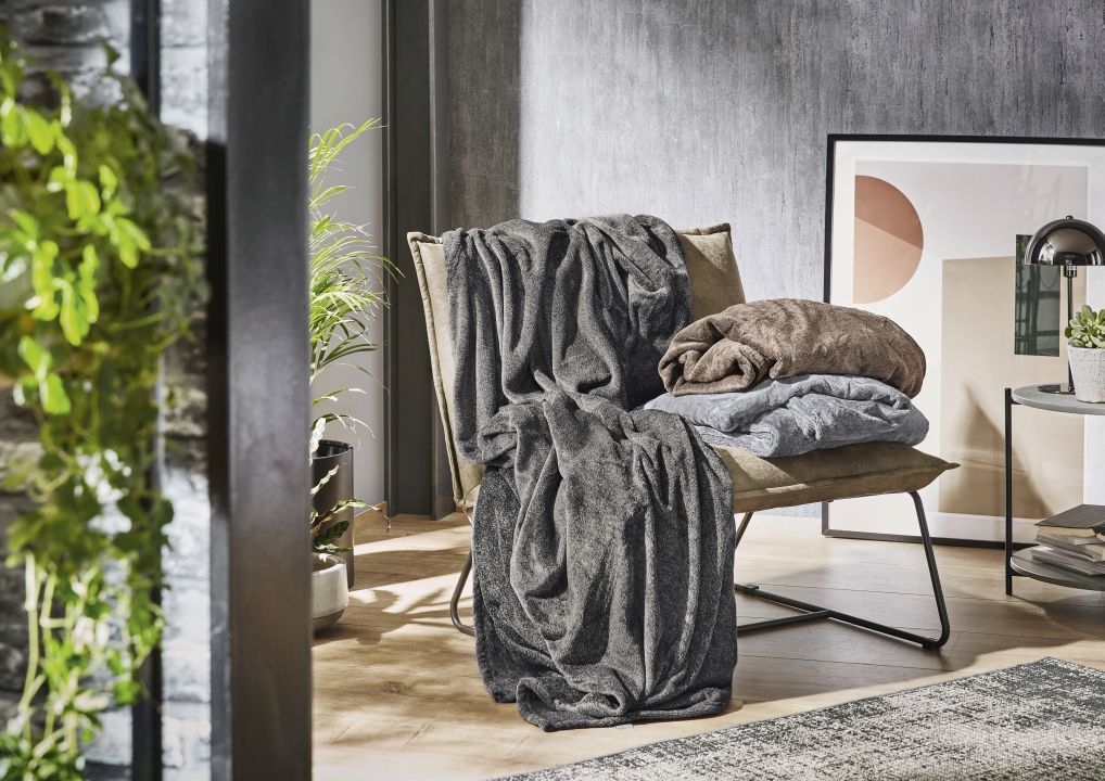 bugatti Kuscheldecke MELANGE 160x220cm in Farbe braun