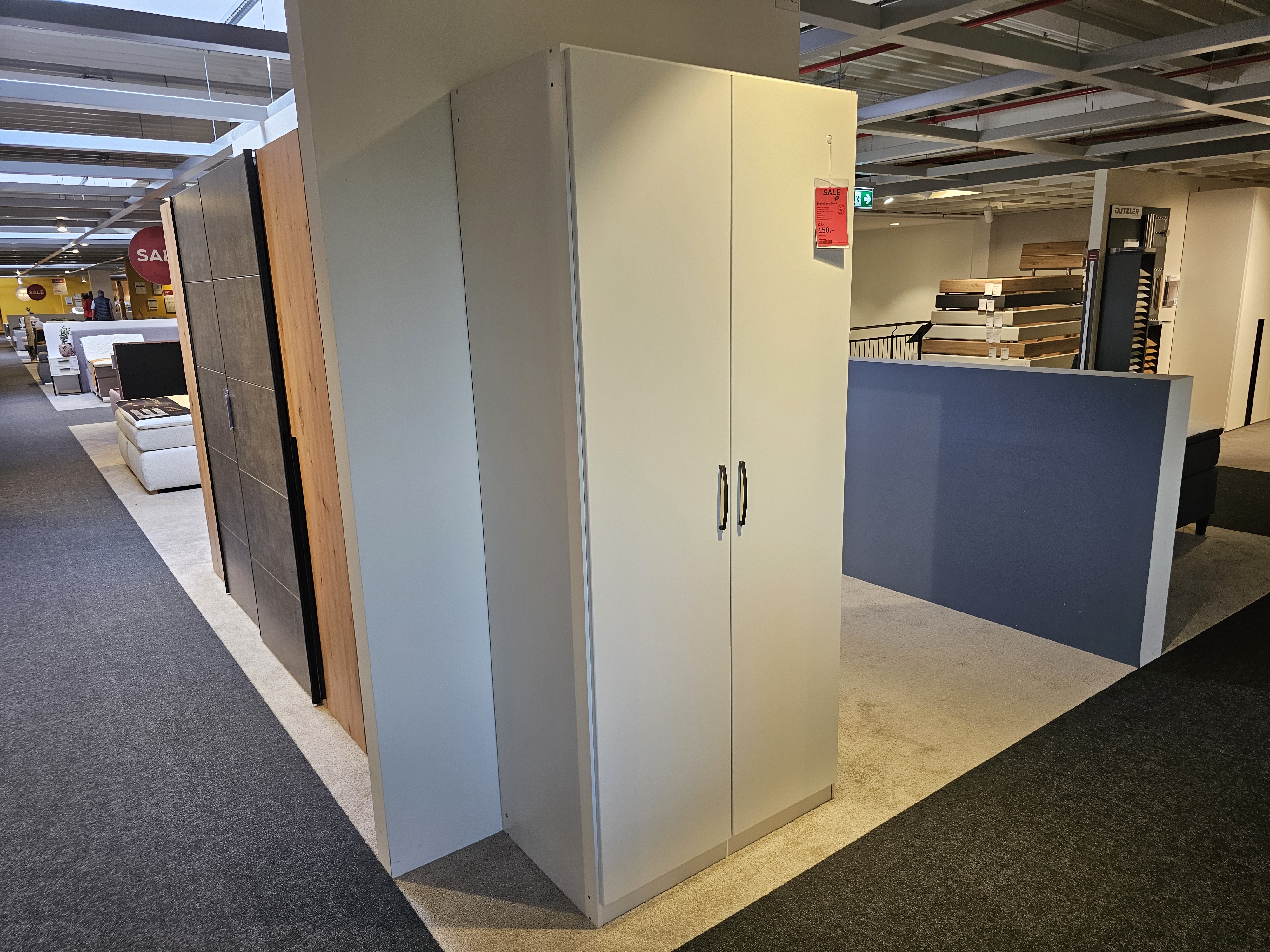 Rauch Möbelwerke Drehtürenschrank QUADRA-SPIN in Farbe Alpinweiß, Schrank, Kleiderschrank, Metall, Grau, Möbel