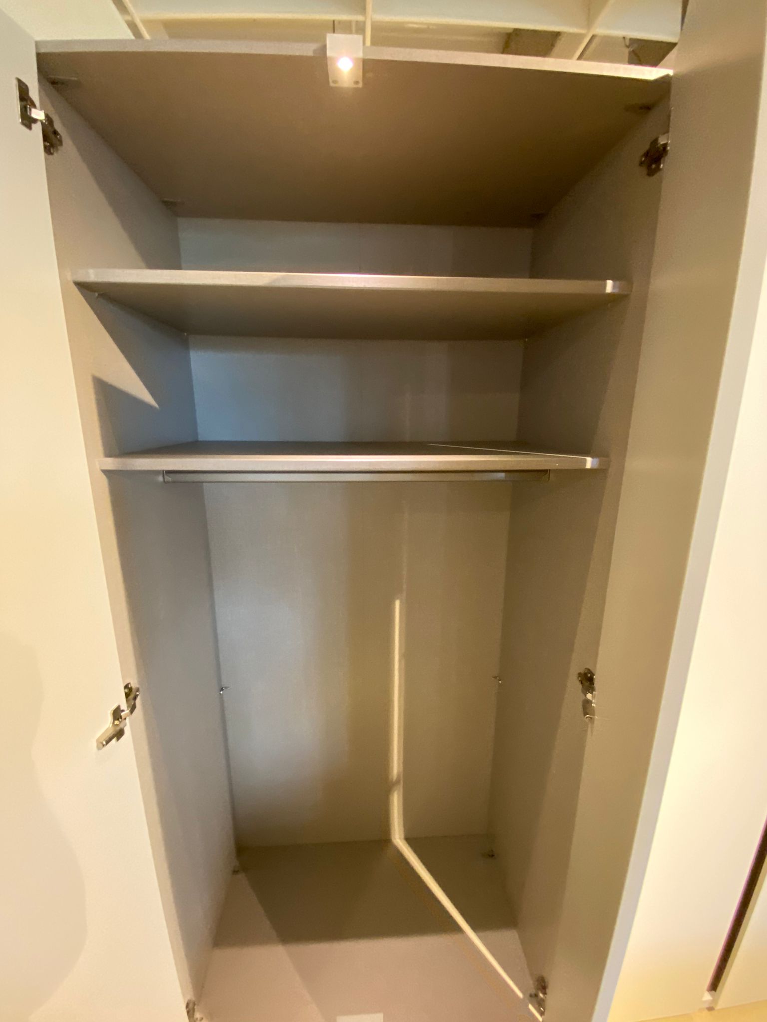 Rauch Möbelwerke Schlafzimmer LUANA in champagner/Abs. Dekor-Druck, Wandschrank, Schrank, Mobiliar