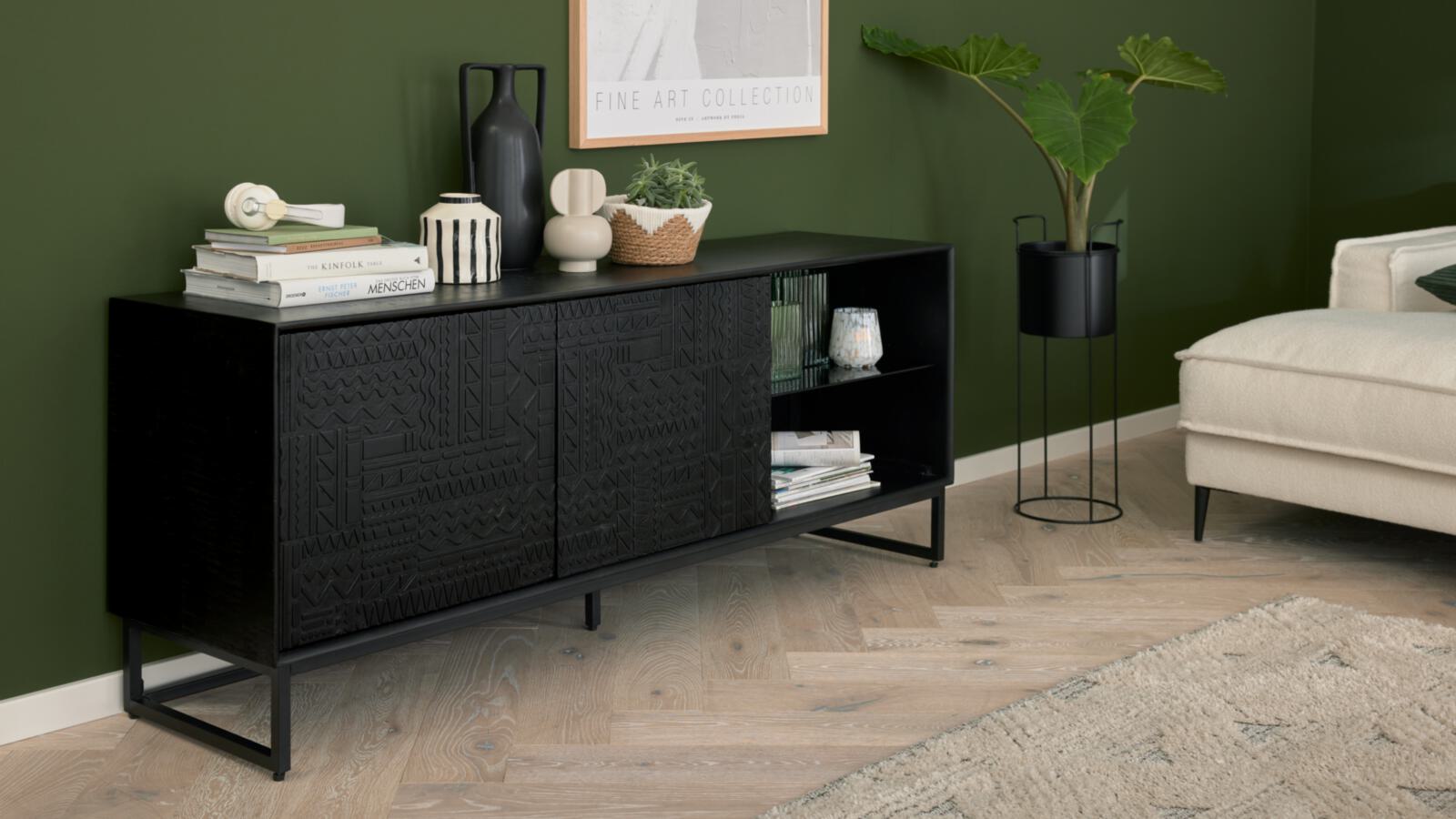 Roomio Lowboard NO. 2001 in Mango massiv gebürstet, schwarz gebeizt/lackiert