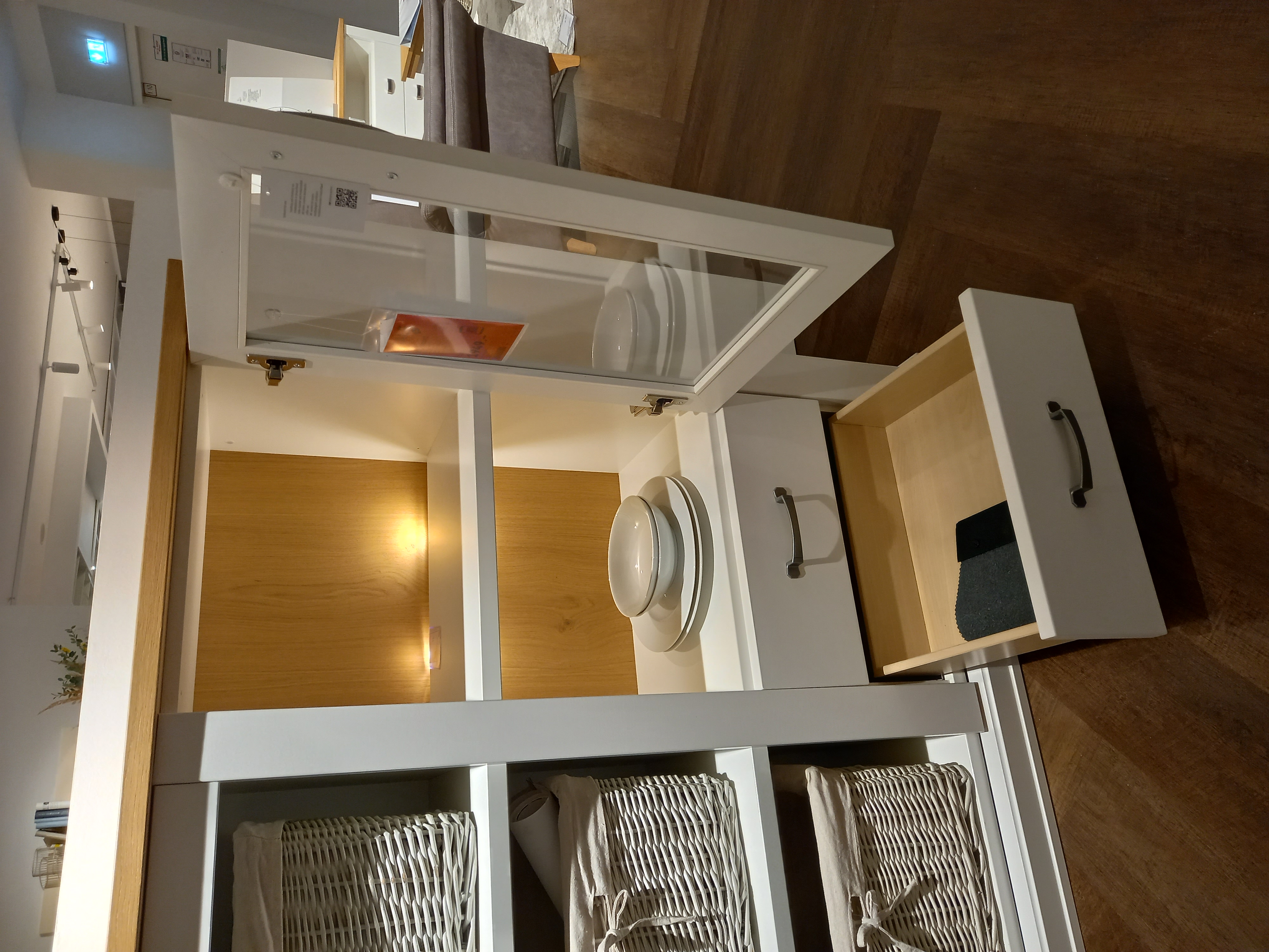Wehrsdorfer Highboard ca. B165 H116 T41 cm in weiss/Abs. Asteiche, Moebel, Schublade