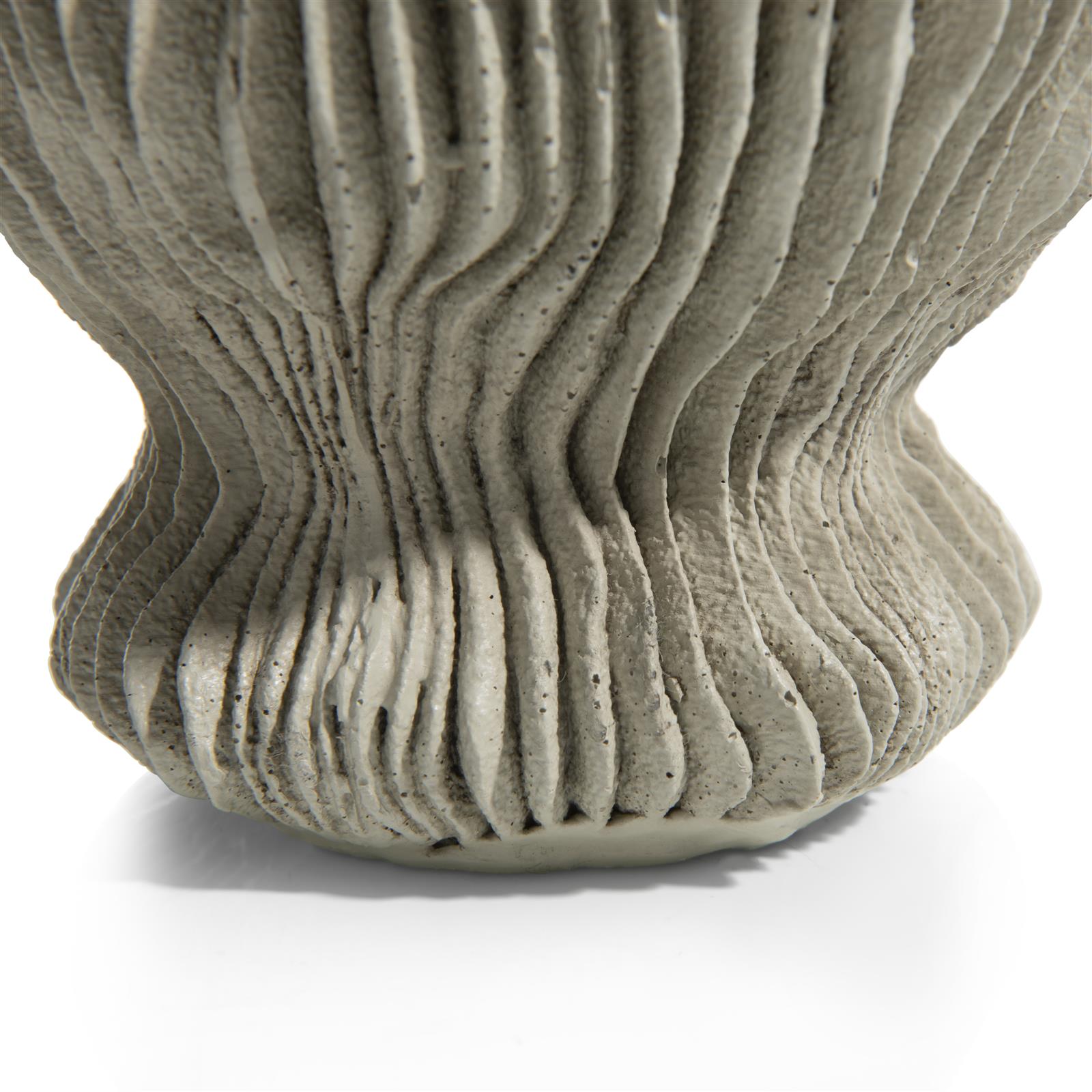 Coco Maison Kerzenhalter LOKI ca. B13 H12 T13 cm in Polyresin/Stein grau