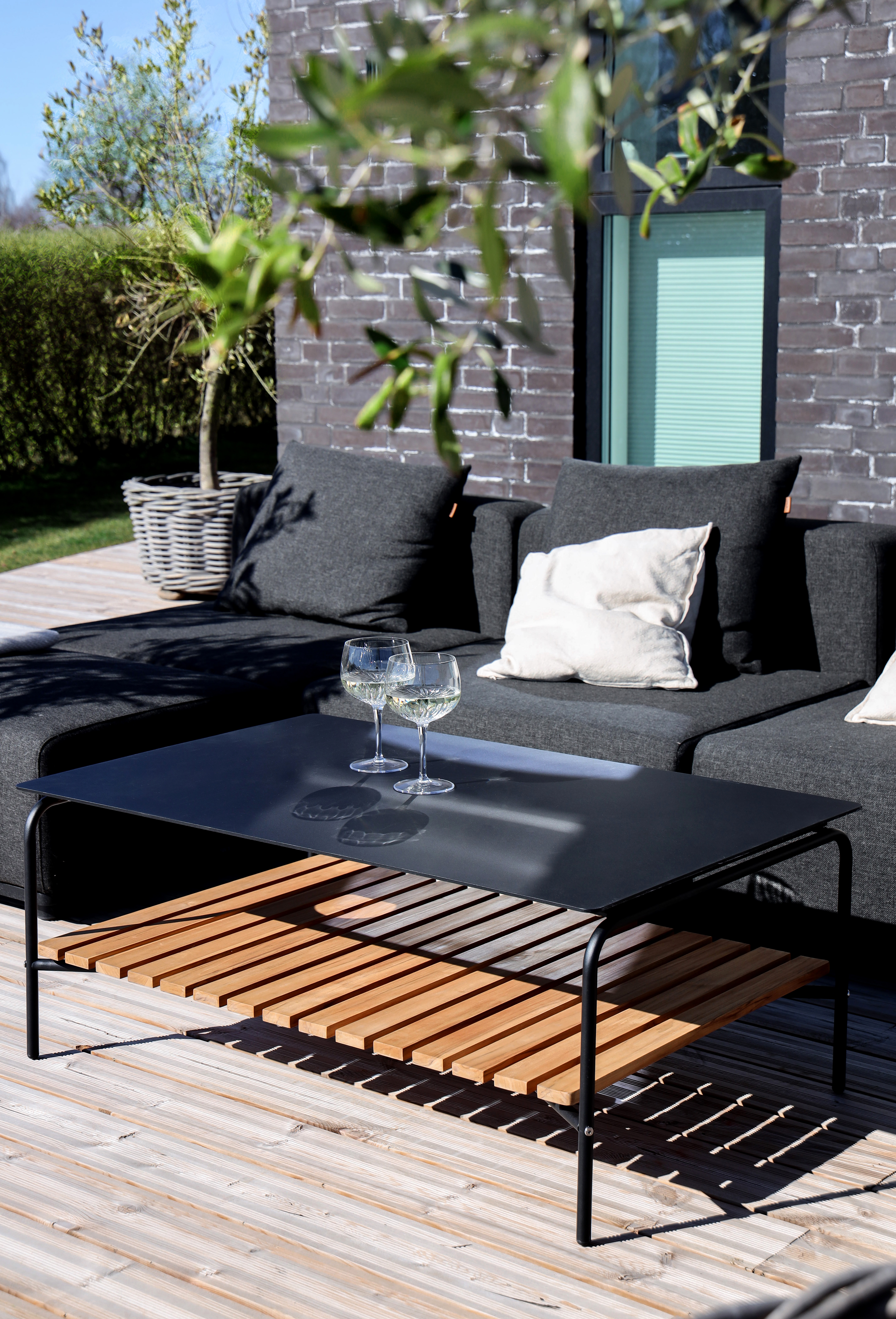SACKit Couchtisch PATIO in Farbe schwarz/Teak SACKit Couchtisch PATIO in Farbe schwarz/Teak