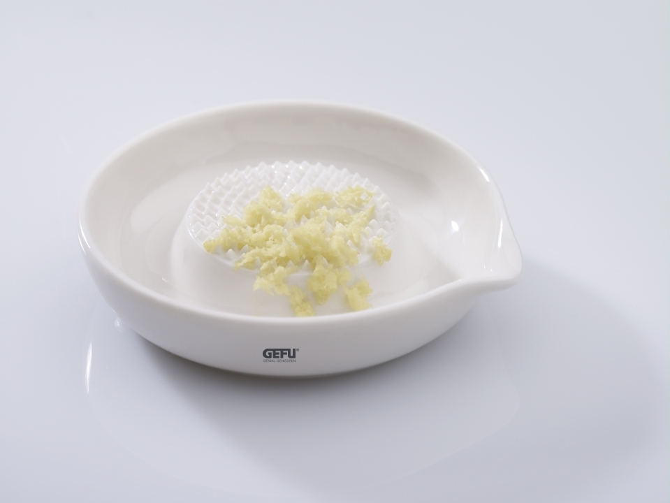 GEFU Ingwerreibe PURO in Farbe weiß, Käse Reibe, Käse Reibe, Käsehalter, Käseschneider, Käsepfanne