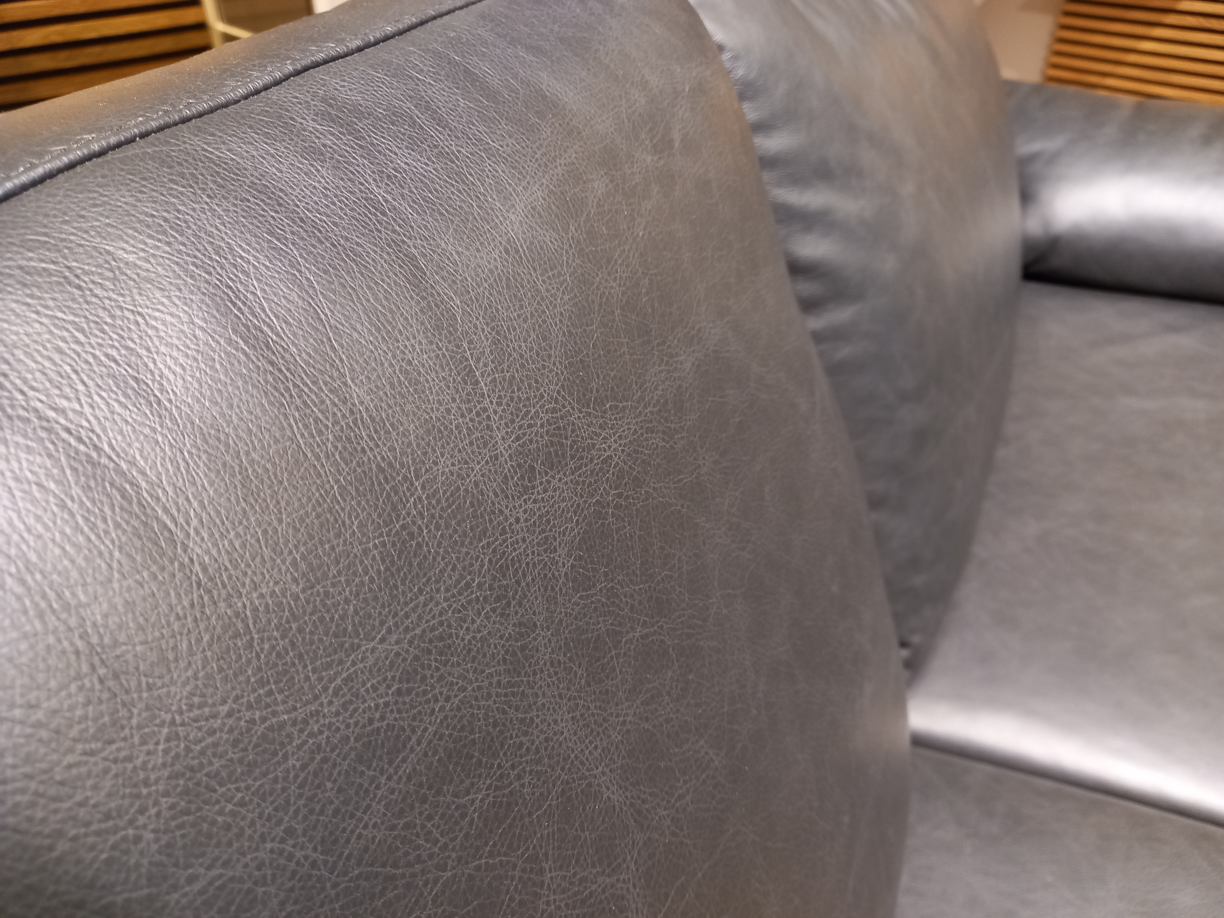 SCHÖNER WOHNEN-Kollektion Sofa TIMELESS in Leder Vicenza black