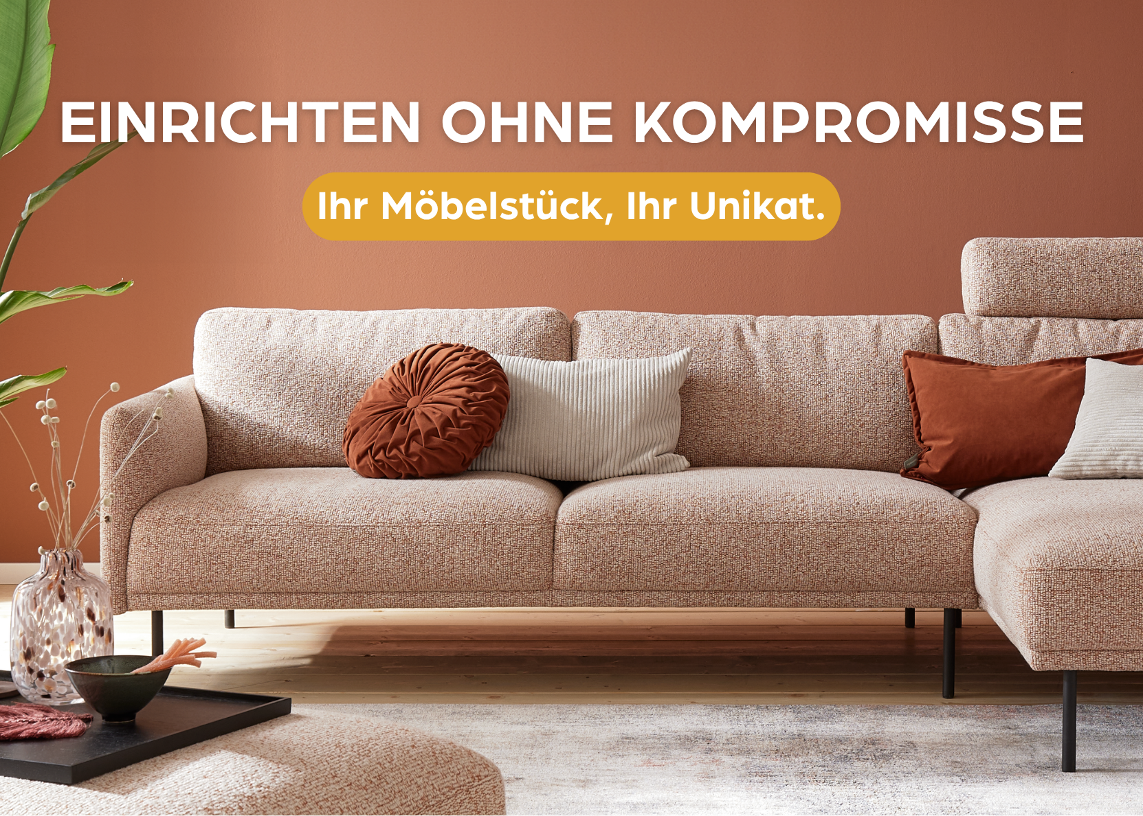 Sofa, Sofa-Eckteil, Beiges Stoffsofa, Kissen, Wohnzimmer-Deko, Sofa, Wohnzimmer, Samtstoff, Couch, Kissen