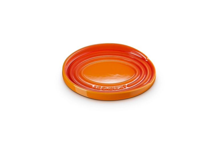 Le Creuset Löffelablage 16cm in Farbe Ofenrot, Tellerdeckel, Kompakt, Gummi, Orange, Armband-Deckel