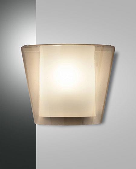 Wandleuchte Viki in Amber