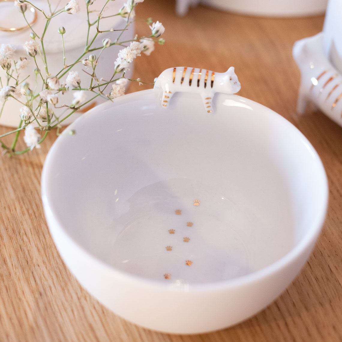 Schale KATZE GOLDSTÜCK in Farbe weiß, porzellan, servier dick?