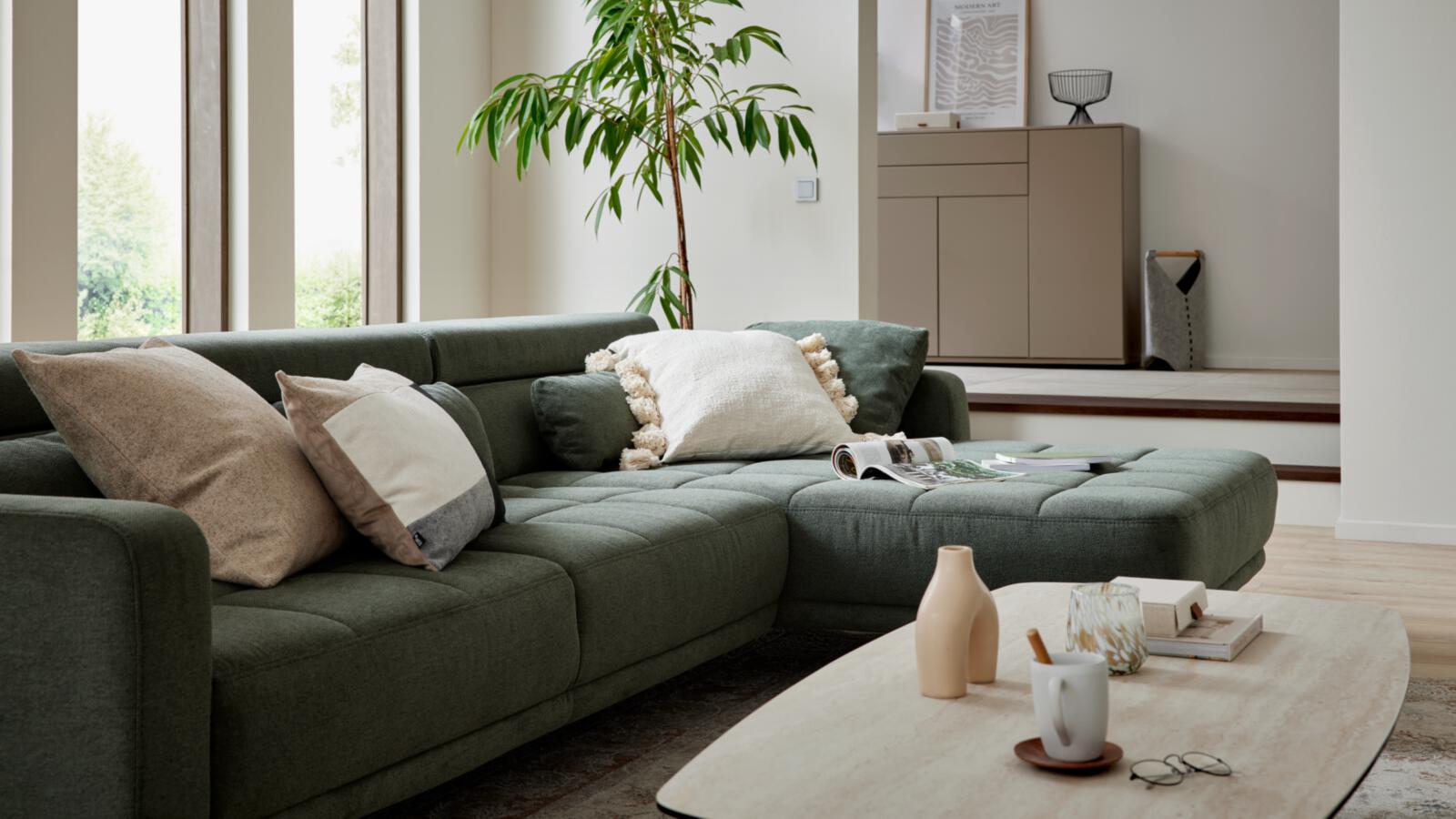 Interliving Polstergruppe IL 4303 ca. 323x190 in Grün Interliving Polstergruppe IL 4303 ca. 323x190cm in Stoff Cyber moos, Couch, Mobiliar, Inneneinrichtung, Kissen, Wohnzimmer