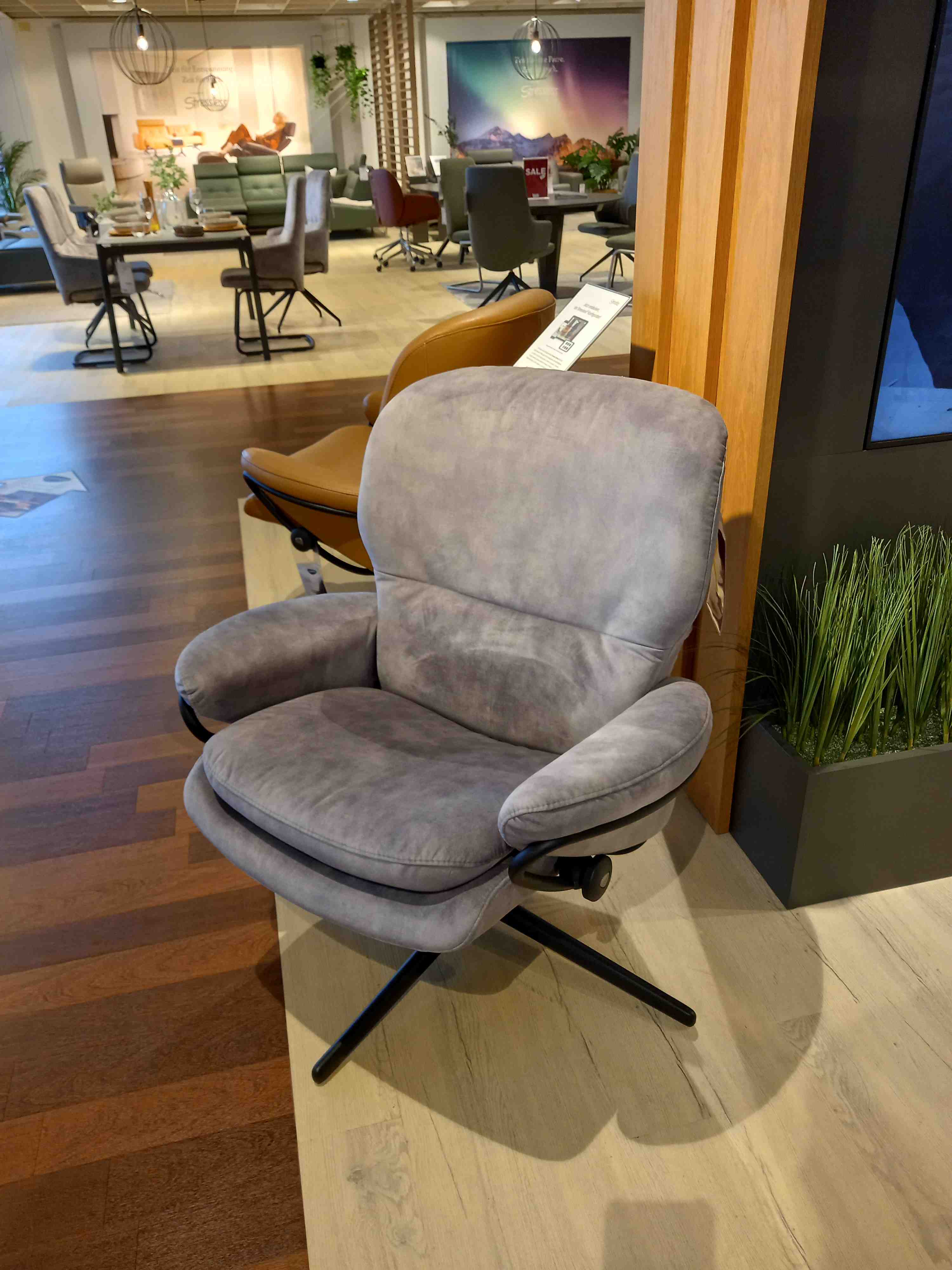 Stressless Sessel Rome Cross (M) in Stoff Magnolia light grey