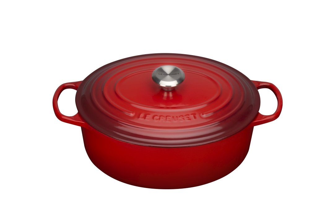 Le Creuset Bräter Sig 31cm in Farbe Kirschrot Le Creuset Bräter Ø ca. 31cm Kirschrot Oval