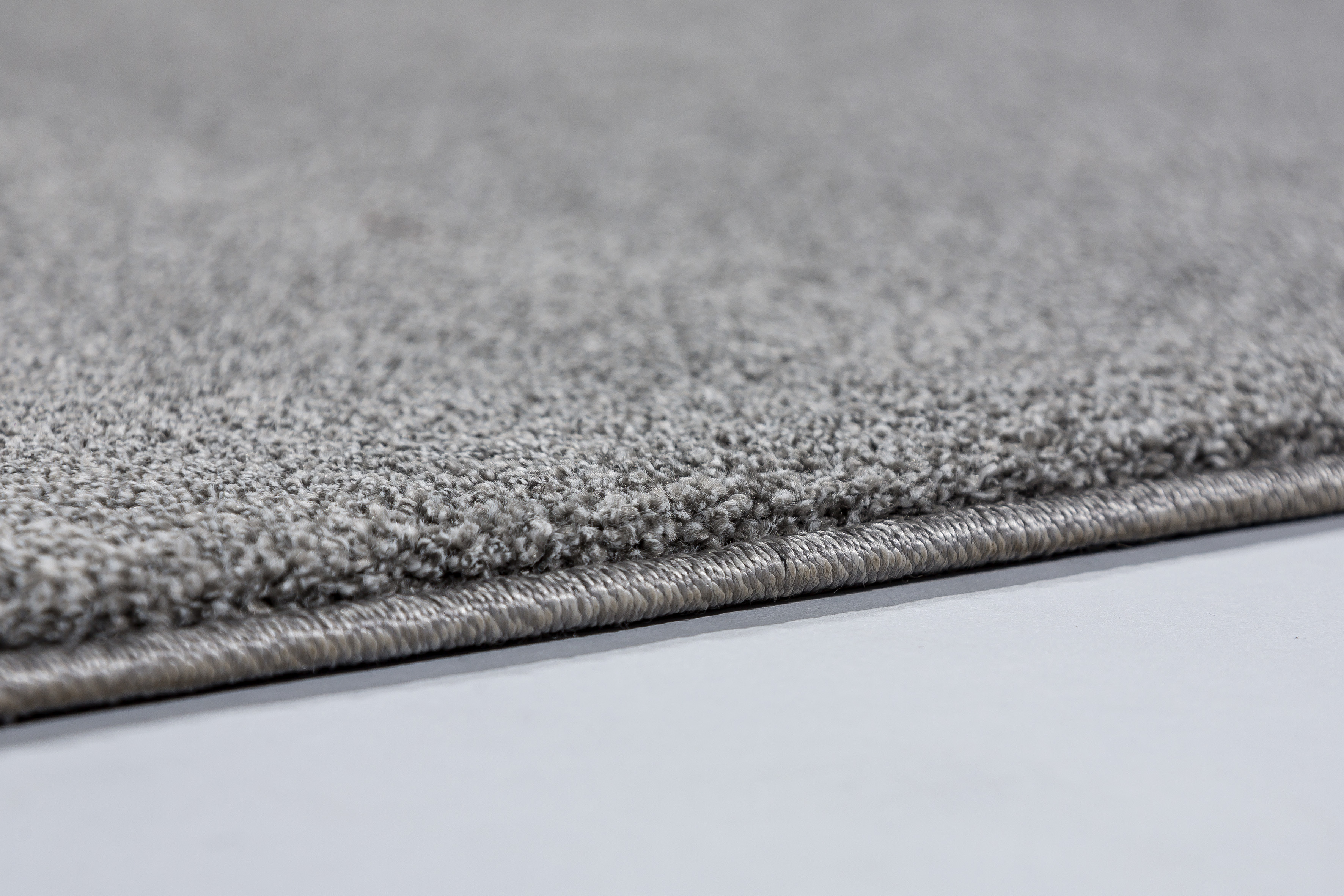 Golze & Söhne Teppich Pure ca. 160x230cm in Farbe silber, Teppich, Grau, Nähkante, Flusen, Korb platt?