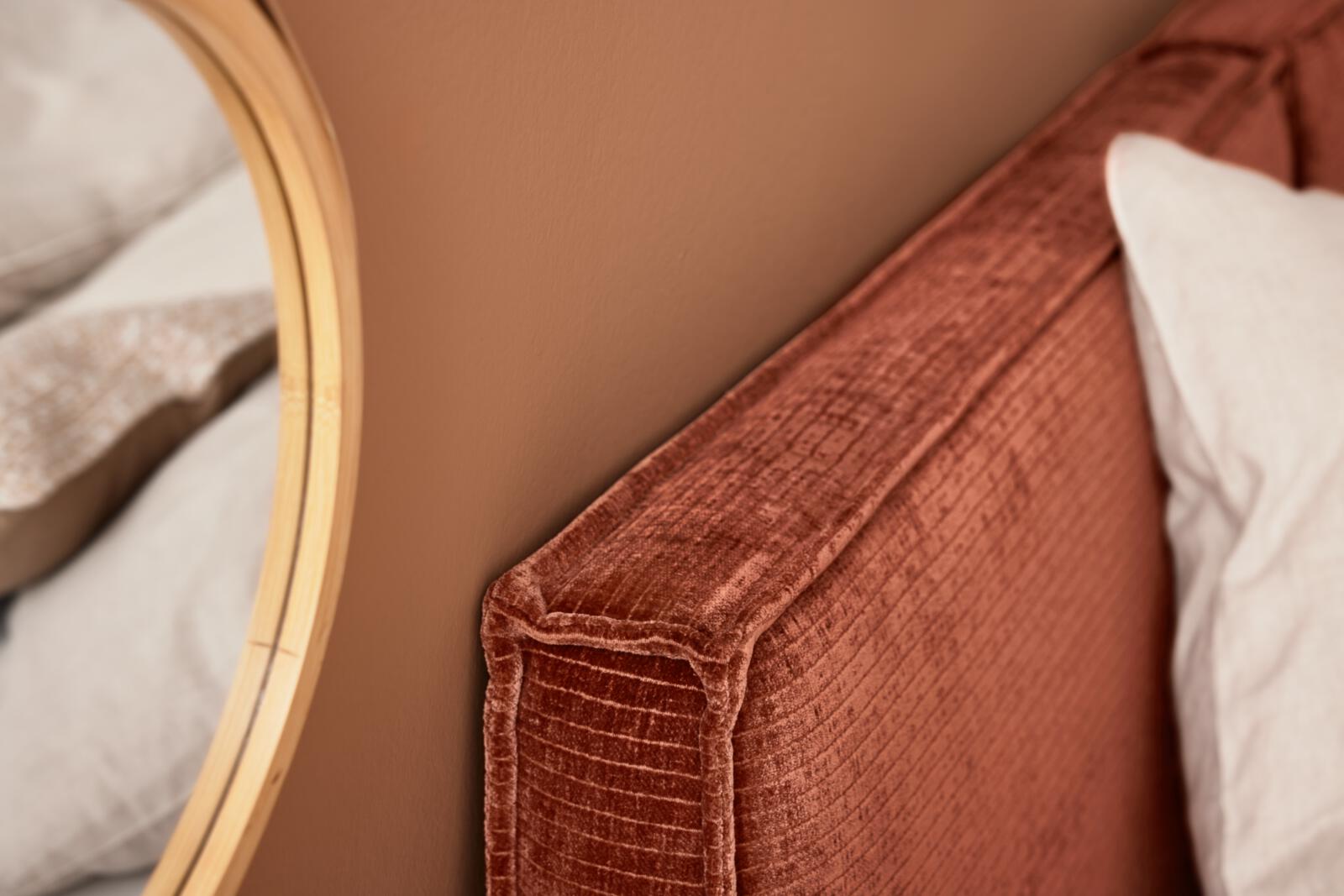 Interliving Polsterbettgestell IL 1417 ca. 180x200cm in Stoff Monty Rusty, Kissen, Dekoration für Zuhause, Innenarchitektur, Couch, Kopfkissen