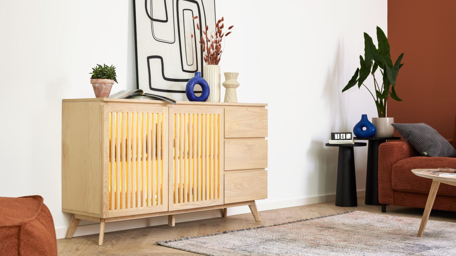 Roomio Sideboard NO. 2000 in Esche Echtholzfurnier, Fronten und Gestell massiv, weiß gewaschen