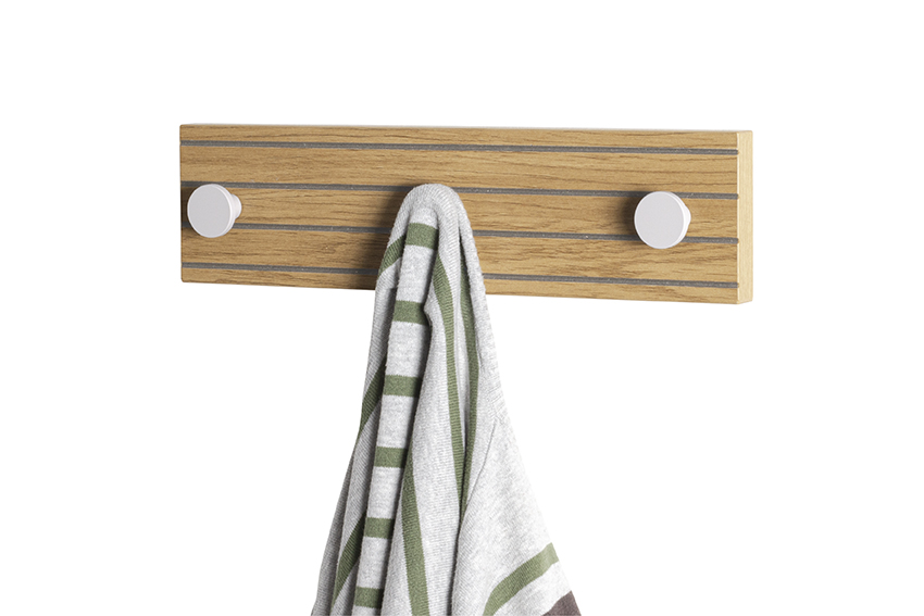 Garderobenleiste POLAR in Holzfarben, holz, wandhalter, hakenleiste, tuch, baumstoff, Wandhaken, Holz, Holzleiste, Kleidungshaken, Tuchhalter