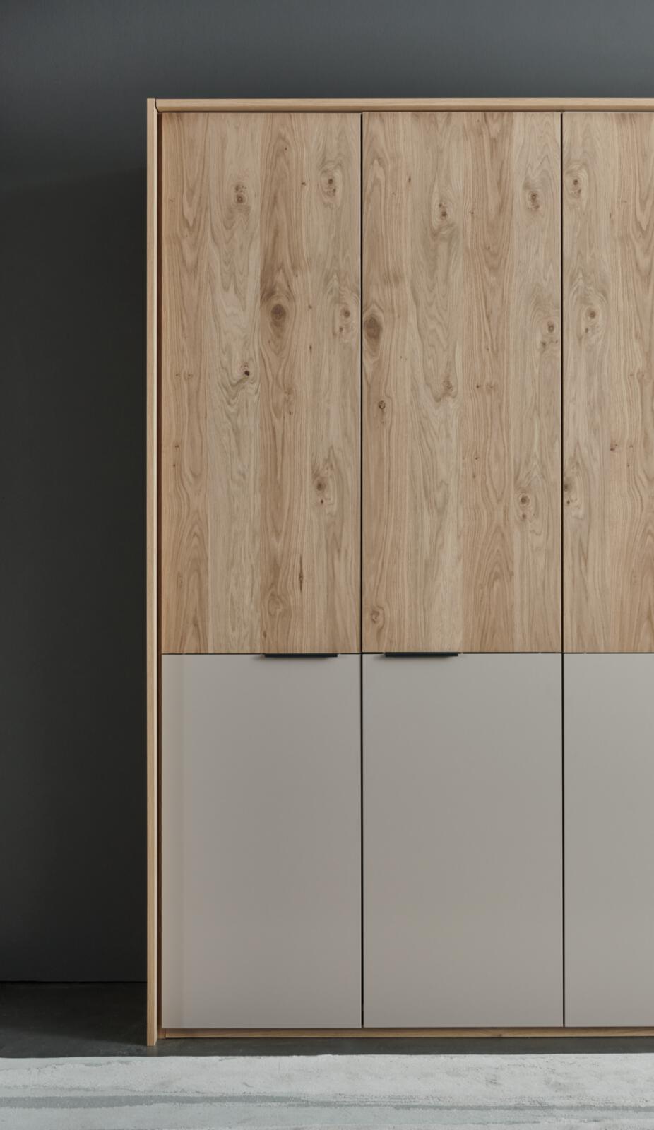 Disselkamp Luxus-Schlafzimmer CUNEO in Balkeneiche/Lack Taupe
