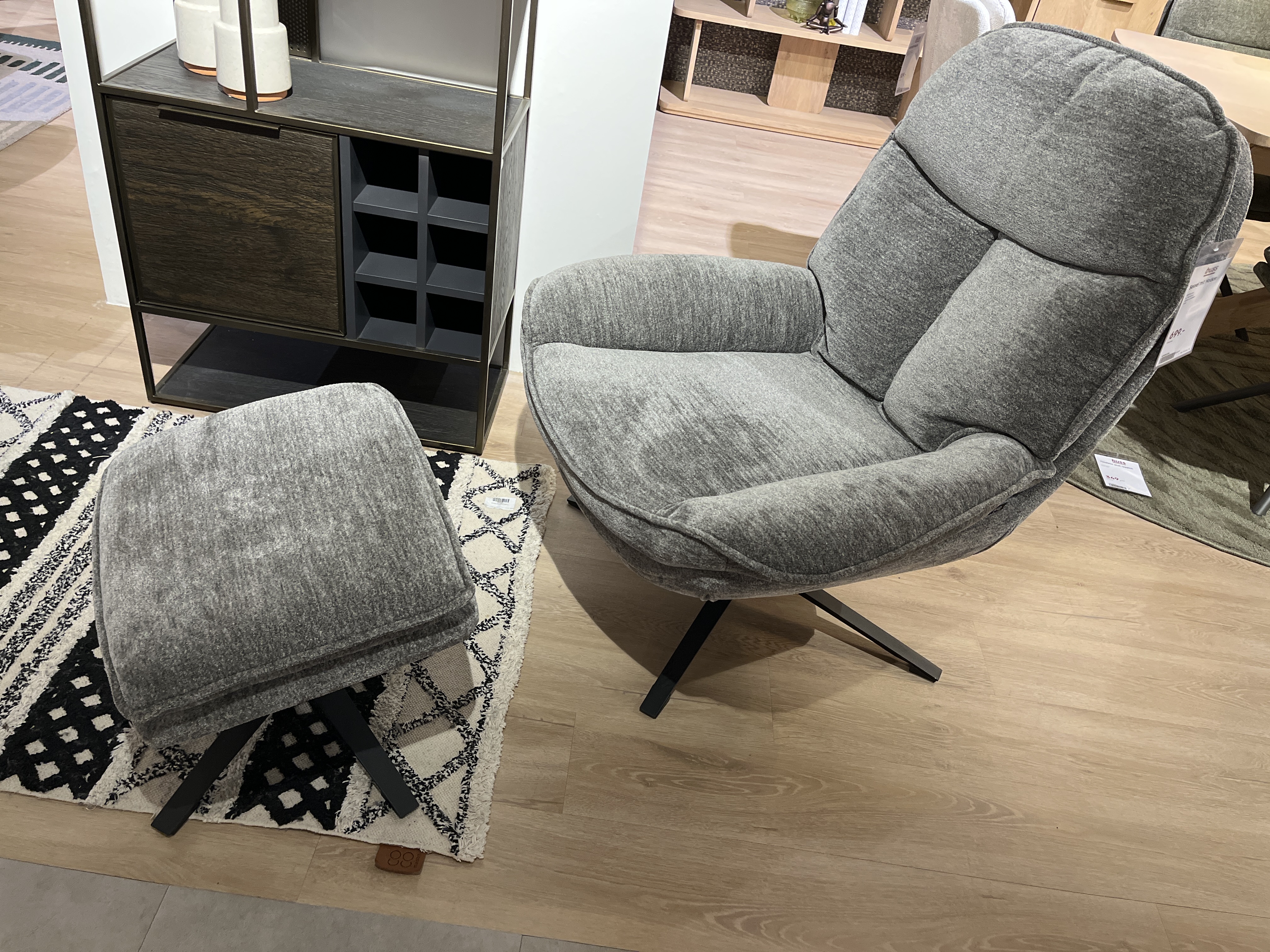 Henders & Hazel Sessel mit Hocker FLORENCE ca. B79 H100 T94 cm in Stoff Enzo grau, Drehsessel, Hocker, grauer Stoff, gepolstert, Metallgestell