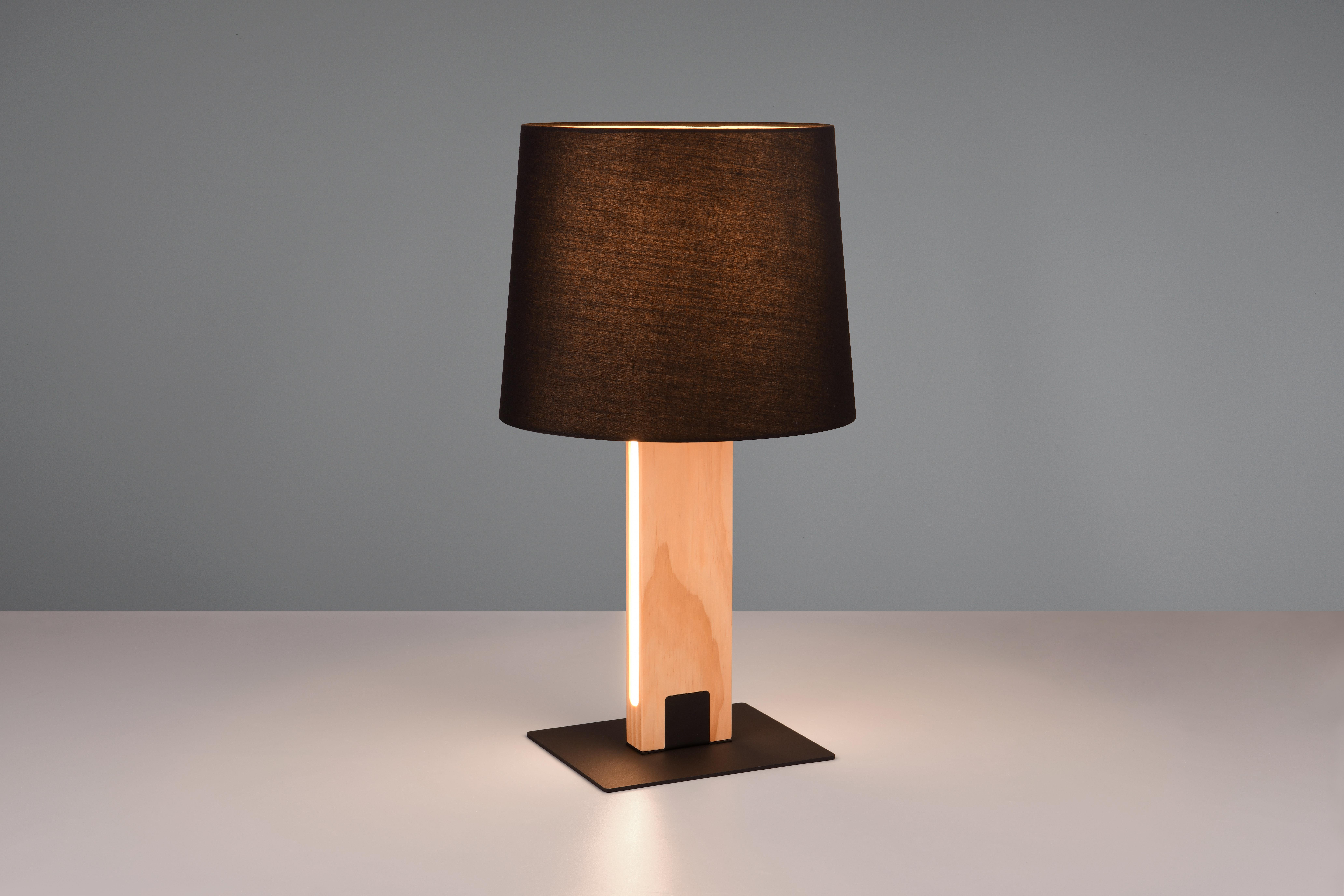 Interliving LED-Tischleuchte IL9349 INTERLIVING-9349 in Metall schwarz, Holz Kiefer,