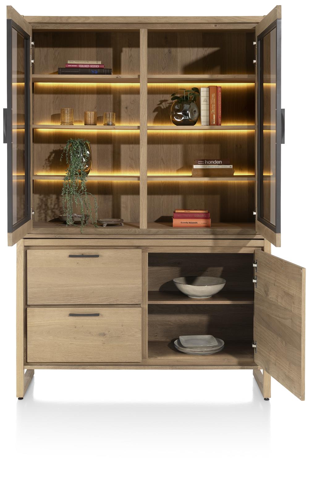Henders & Hazel Buffet NYSTEAD ca. B140 H210 T35 cm in Eiche furniert mit Platinlack