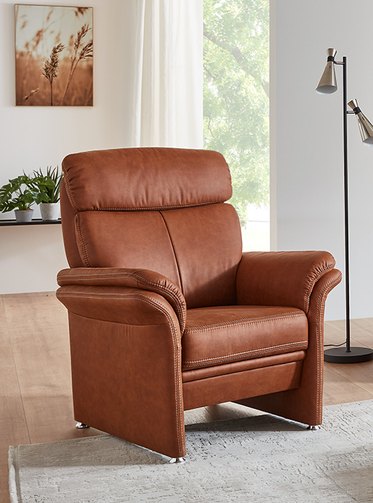 Sessel in Stoff Magnum 28 cognac