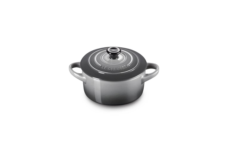 Le Creuset Mini-Cocotte 10cm in Farbe Flint Le Creuset Mini-Cocotte 10cm in Flint