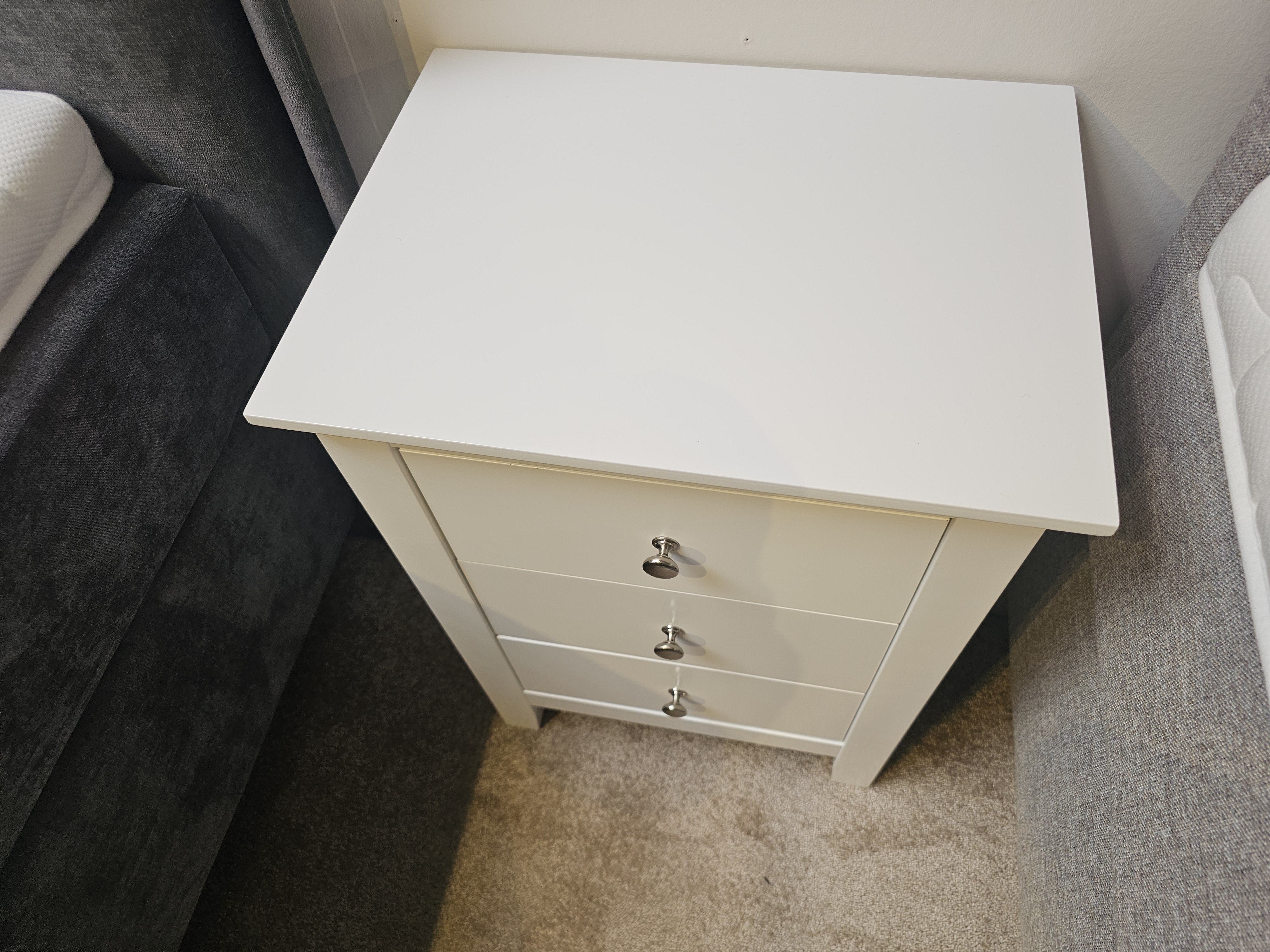 Nachttisch LINNEA in Farbe weiss, Nachttisch, Schubladen, weiß, Holz, matt