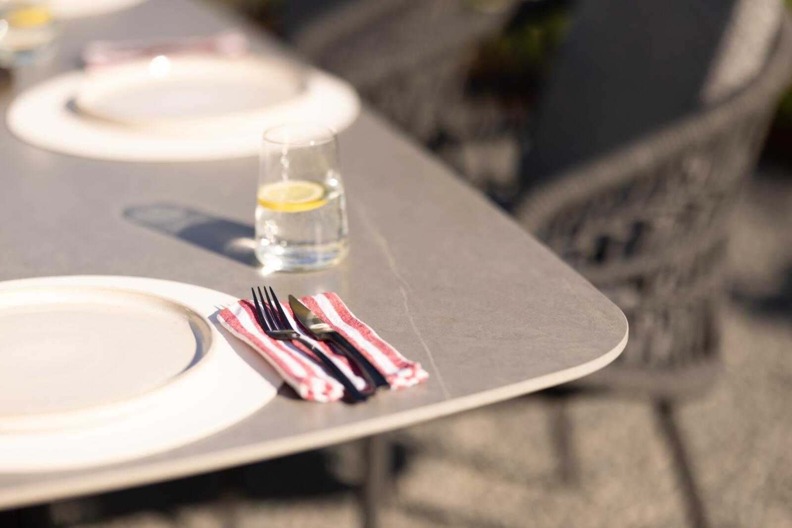 Interliving Esstisch IL7012 in Pl. Sintered Stone anthrazit Interliving Esstisch IL7012 in Pl. Sintered Stone anthrazit