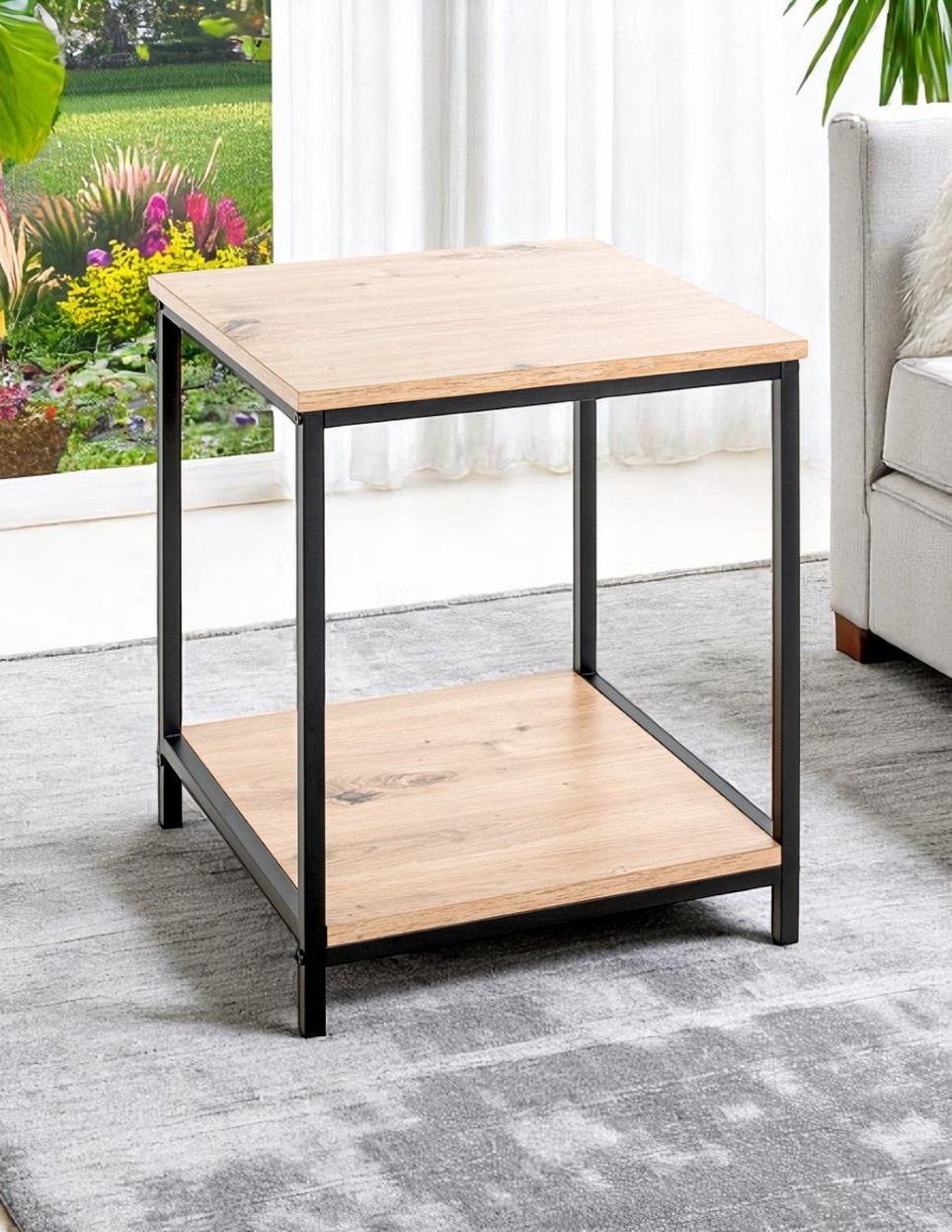 Beistelltisch in Schwarz, Beistelltisch, Holzplatte, Metallrahmen, Side Table, Wohnzimmertisch, Beistelltisch, Holzplatte, Metallrahmen, Kaffeetisch, zweiseitig Regalboden