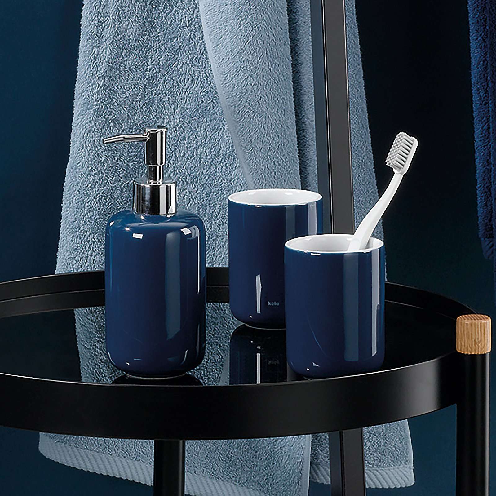 Kela Becher ISABELLA in Farbe indigoblau, Pinsel, Gerät, Werkzeug, Zahnbürste