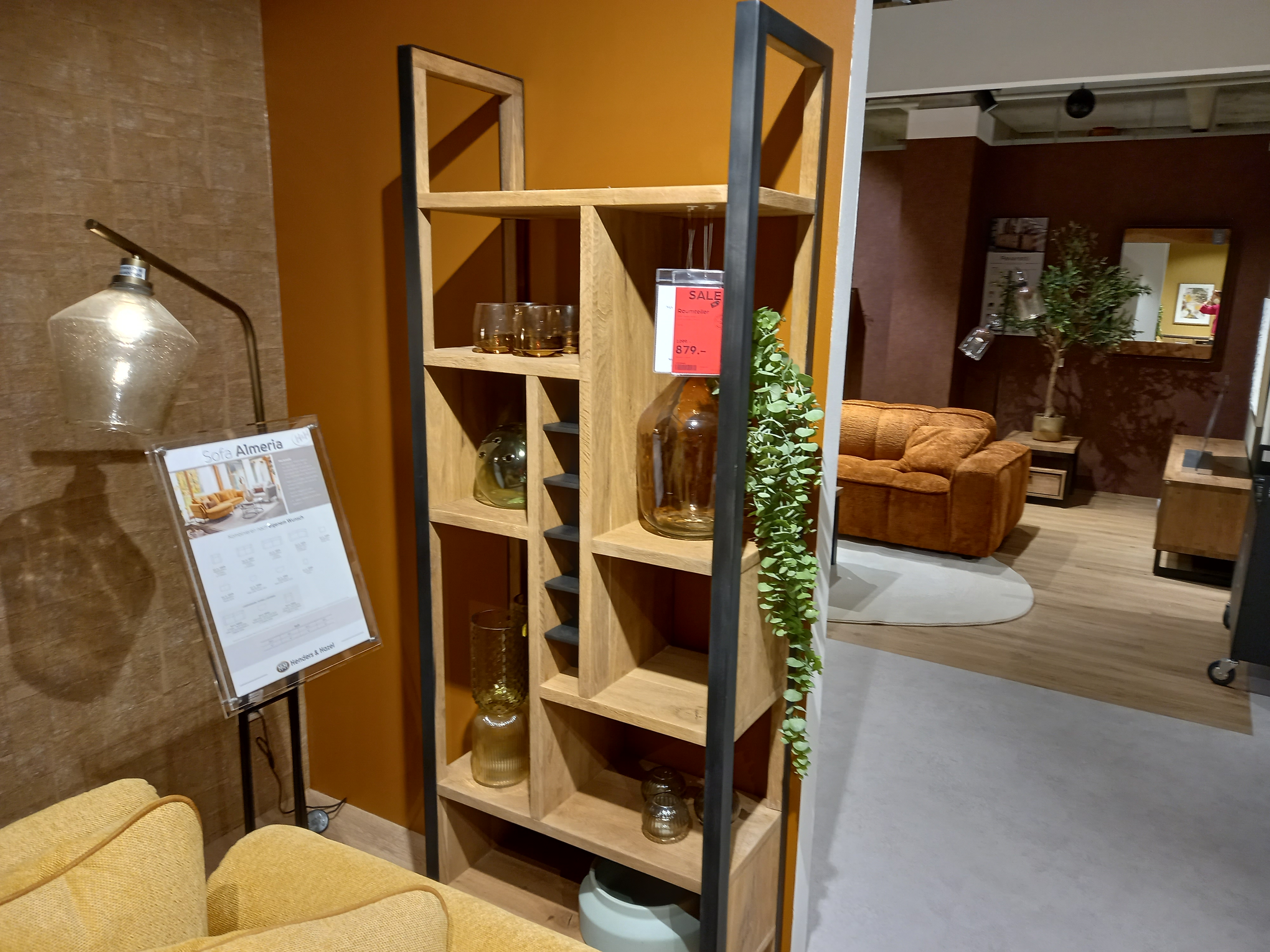 Henders & Hazel Raumteiler Metalo in Railway brown, Standregal, Holzregal, Metallrahmen, Naturholz, Offene Fächer